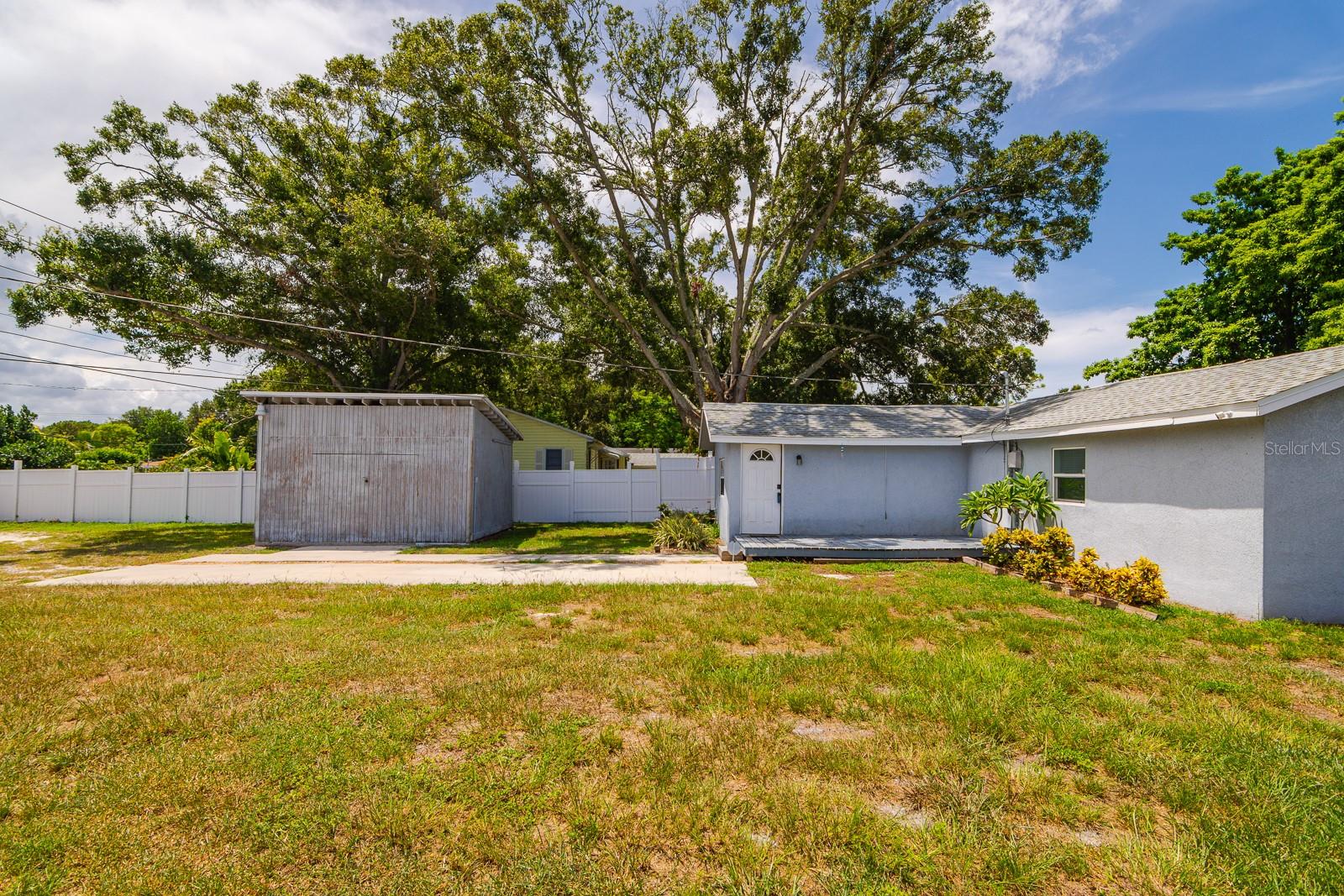 Image 27 of 32 For 4978 71st Street N