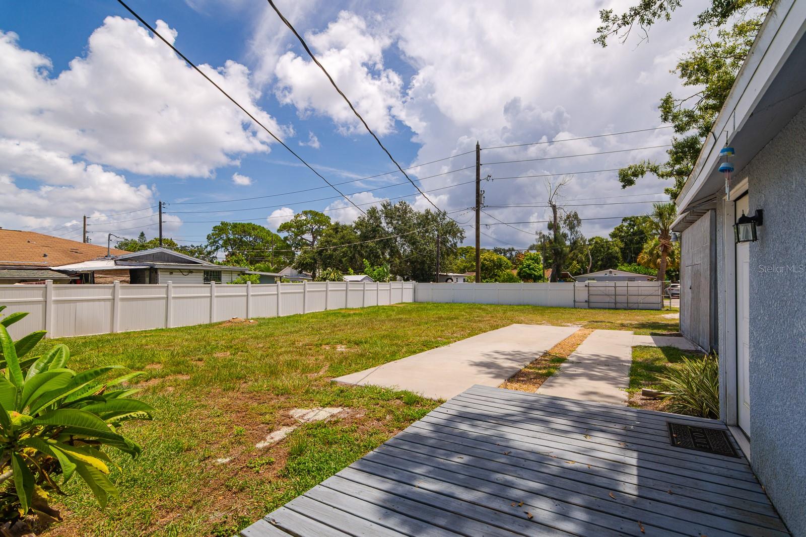 Image 4 of 32 For 4978 71st Street N