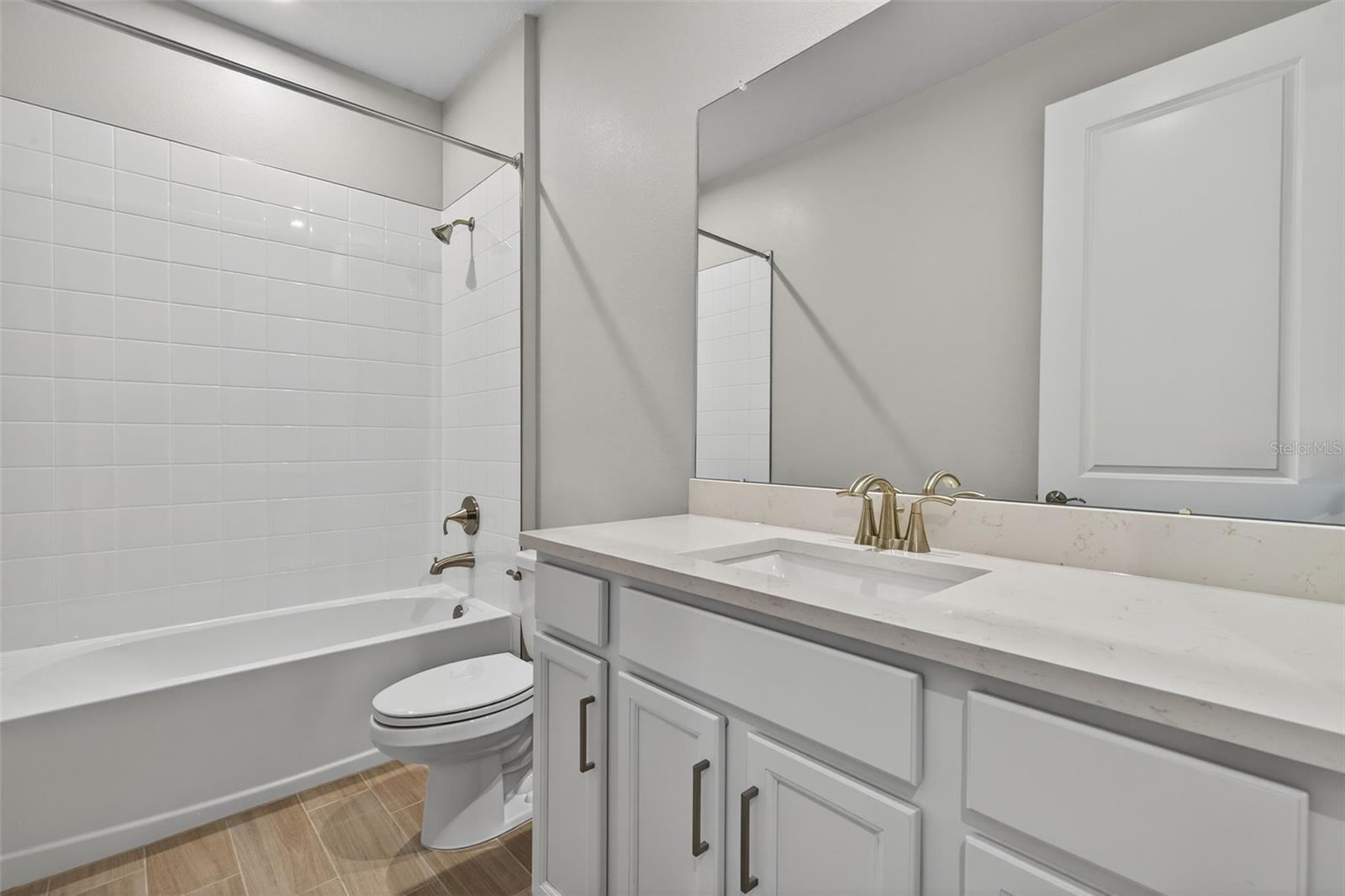 Image 22 of 41 For 31104 Pendleton Landing Circle