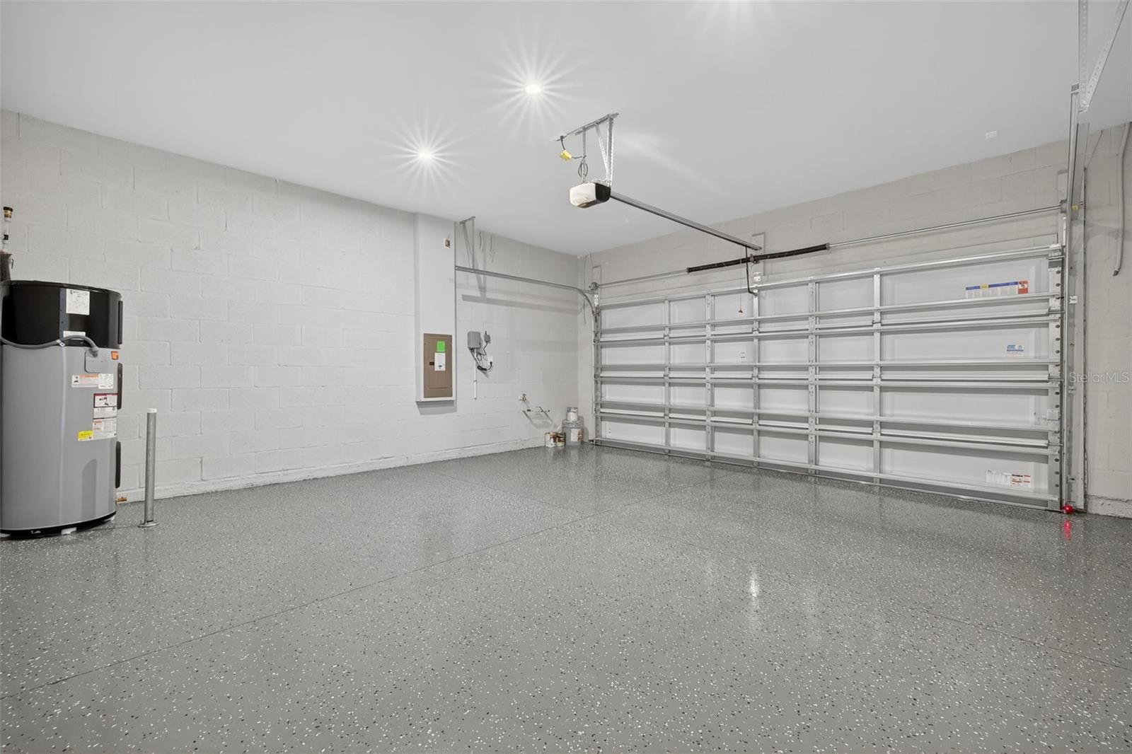 Image 25 of 41 For 31104 Pendleton Landing Circle