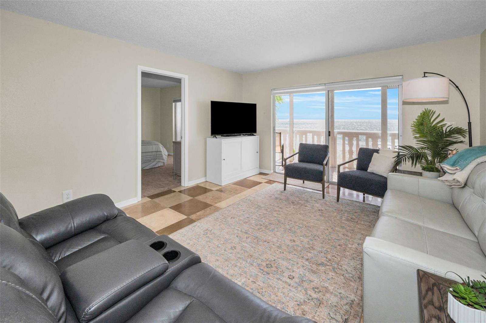 Image 25 of 66 For 403 Gulf Way 403