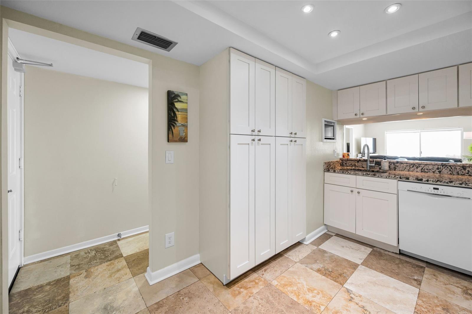 Image 39 of 66 For 403 Gulf Way 403