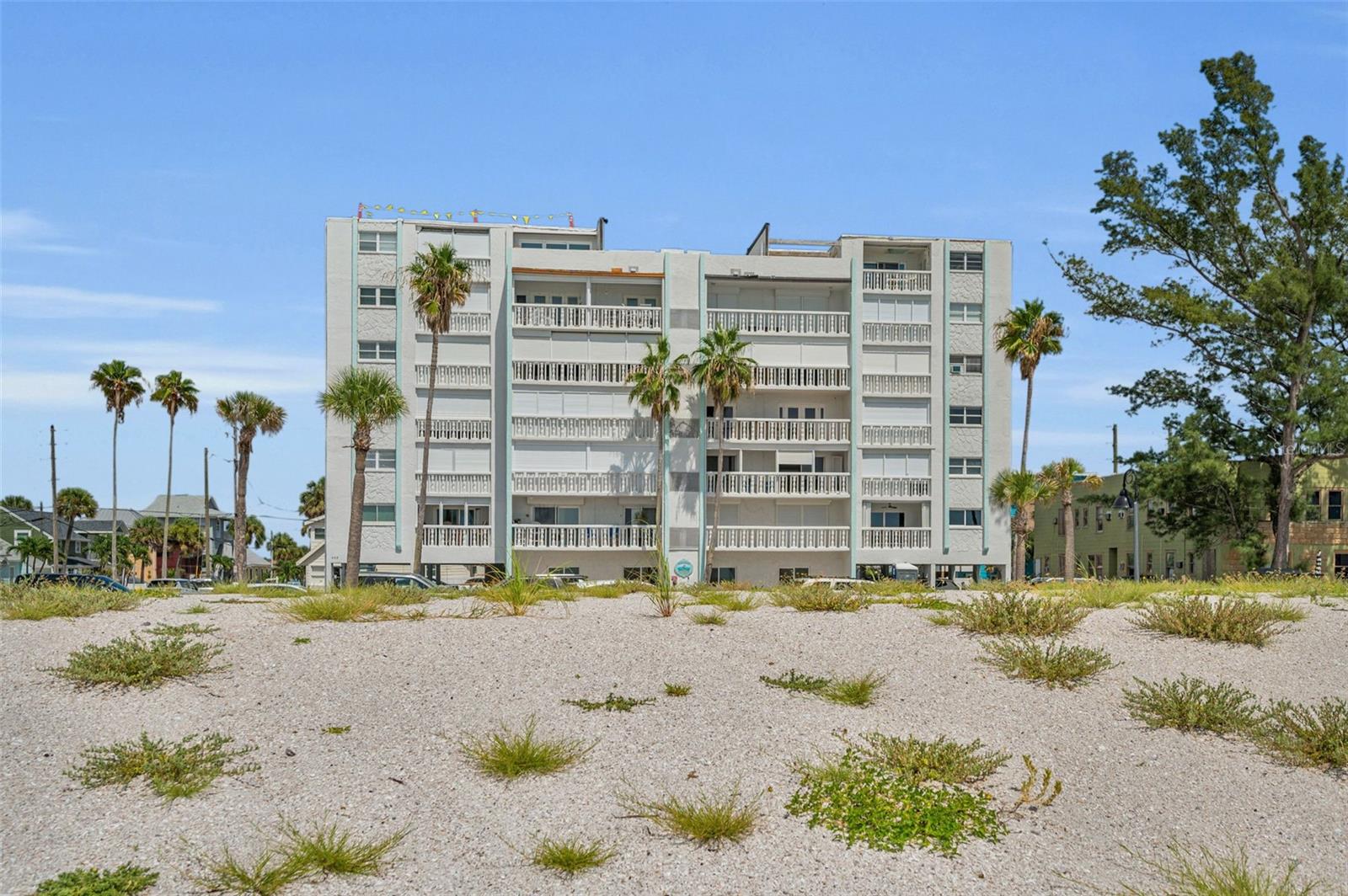 Image 5 of 66 For 403 Gulf Way 403