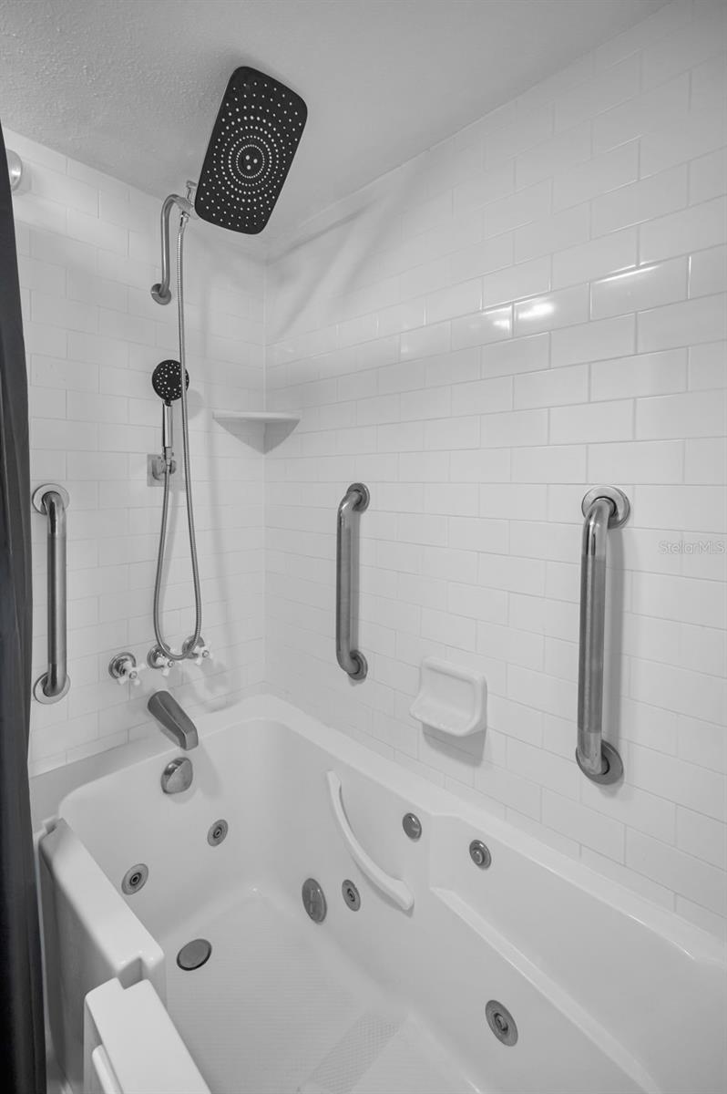 Image 50 of 66 For 403 Gulf Way 403