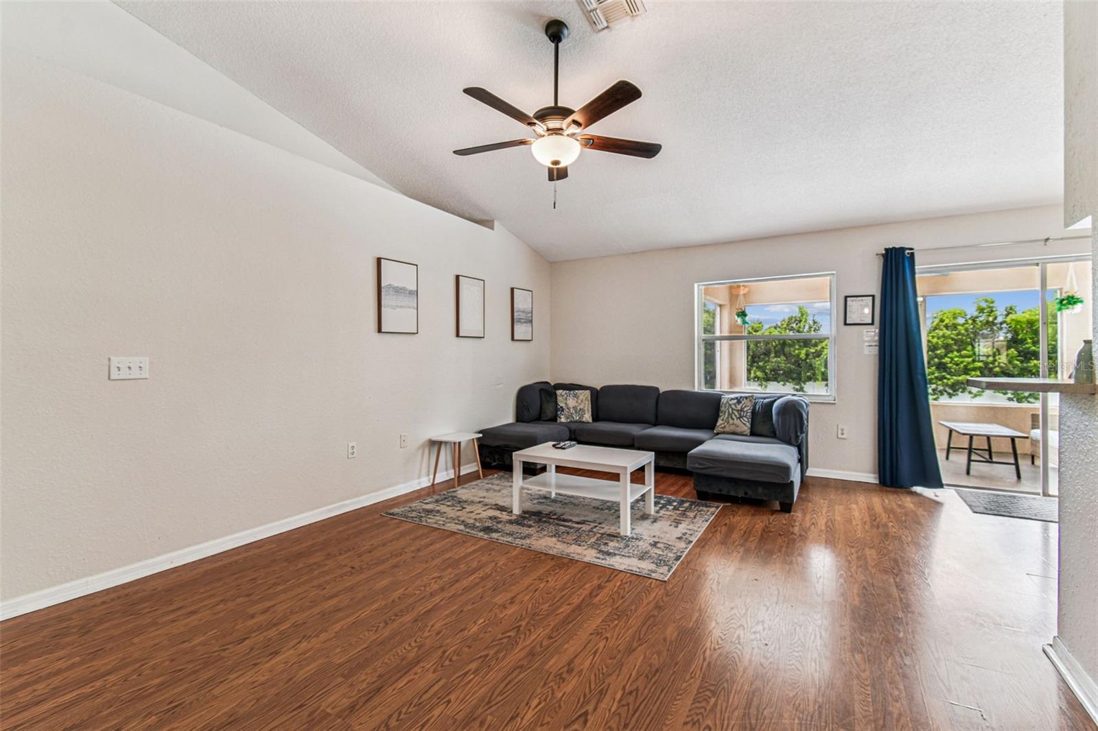 Image 12 of 43 For 2737 Hickory Ridge Drive