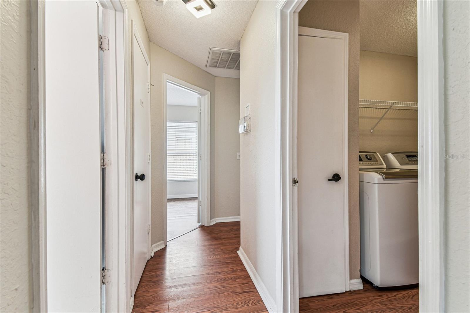 Image 22 of 43 For 2737 Hickory Ridge Drive