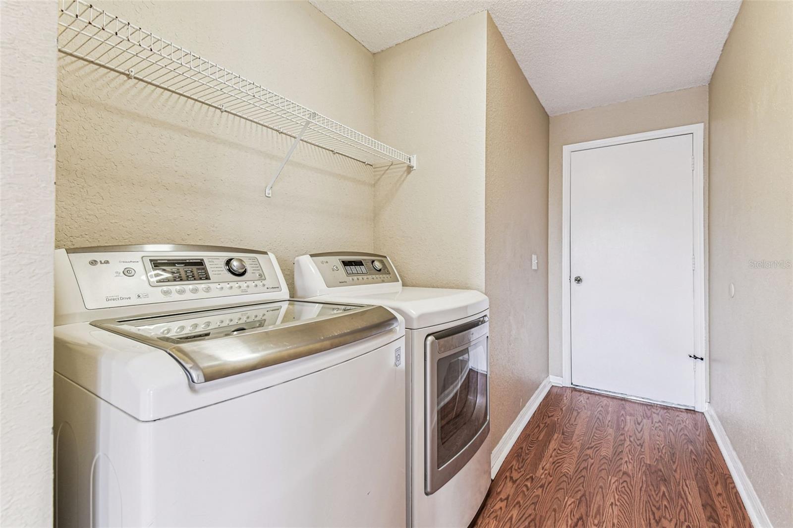 Image 23 of 43 For 2737 Hickory Ridge Drive