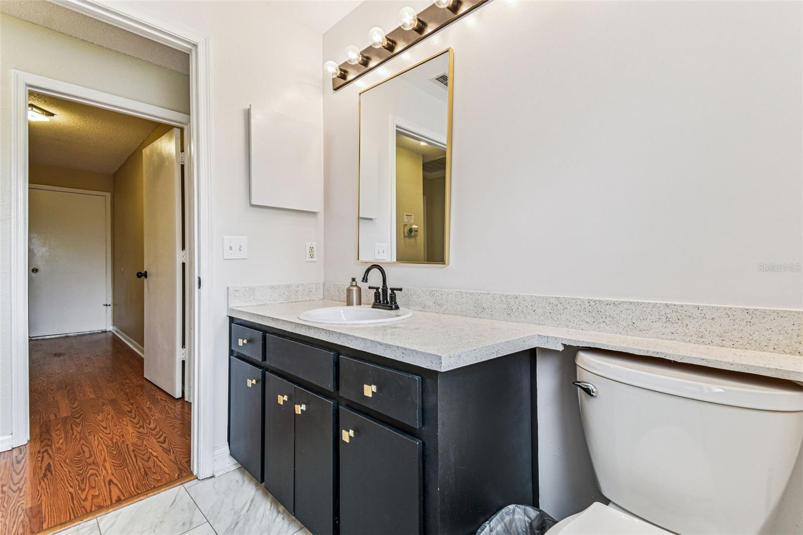 Image 29 of 43 For 2737 Hickory Ridge Drive