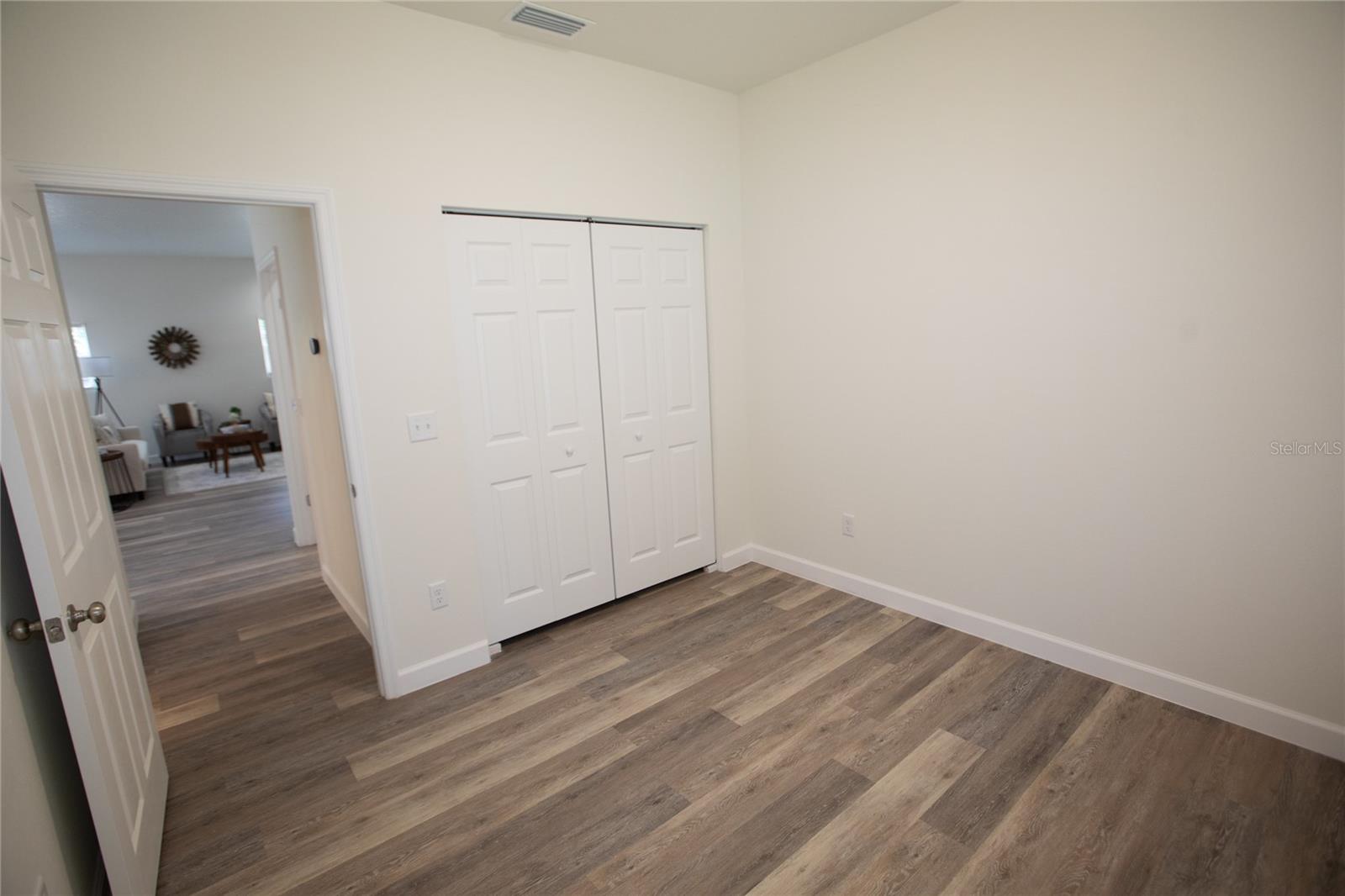 Image 7 of 25 For 9445 Eldridge Rd.