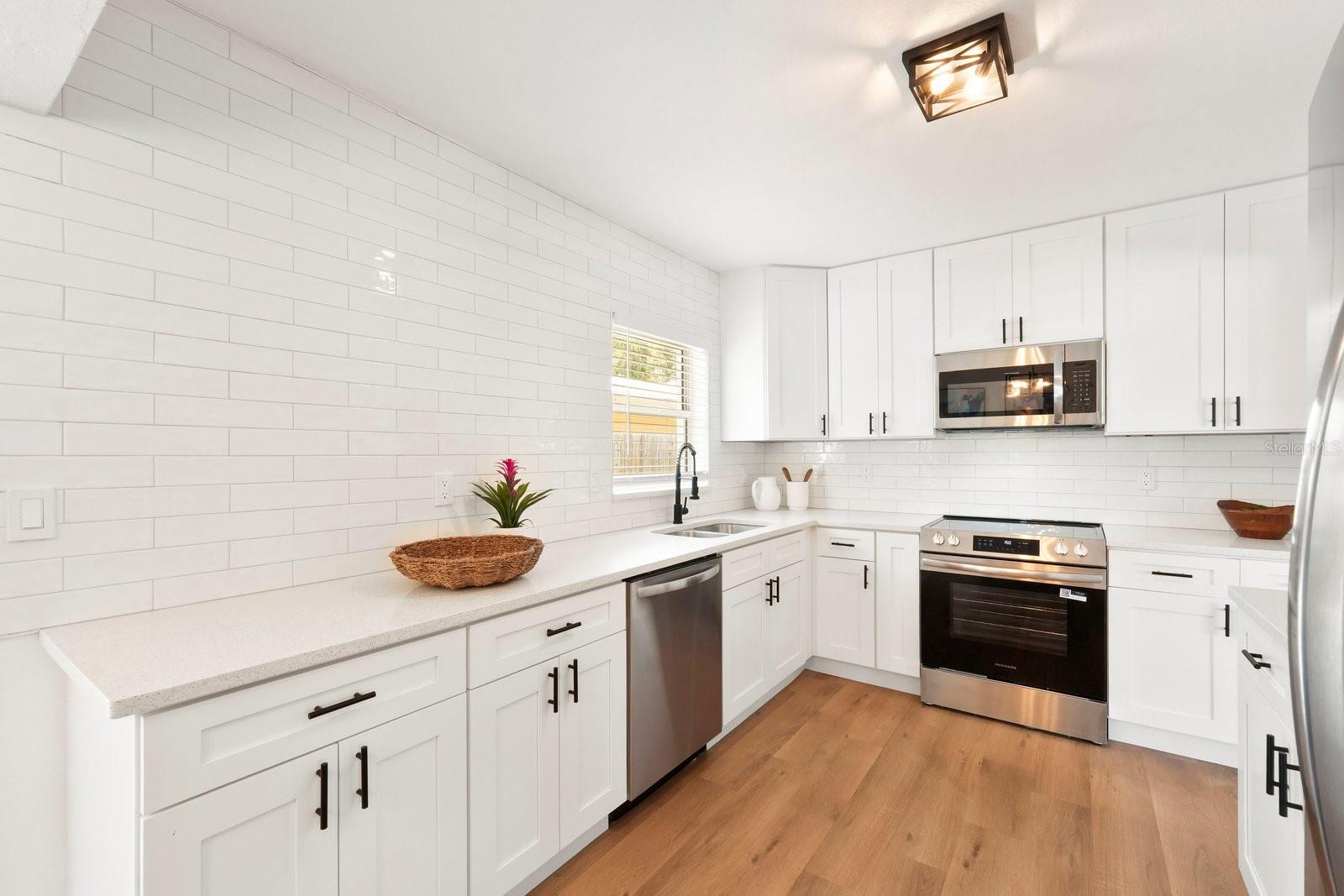 Image 5 of 25 For 1751 65th Street N