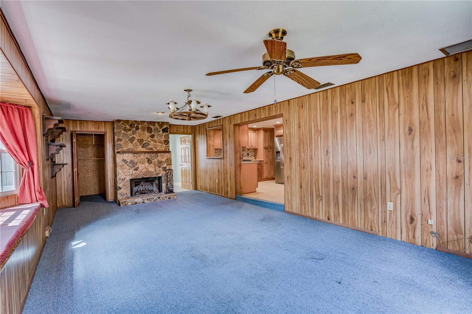Image 14 of 51 For 8225 Lark Street
