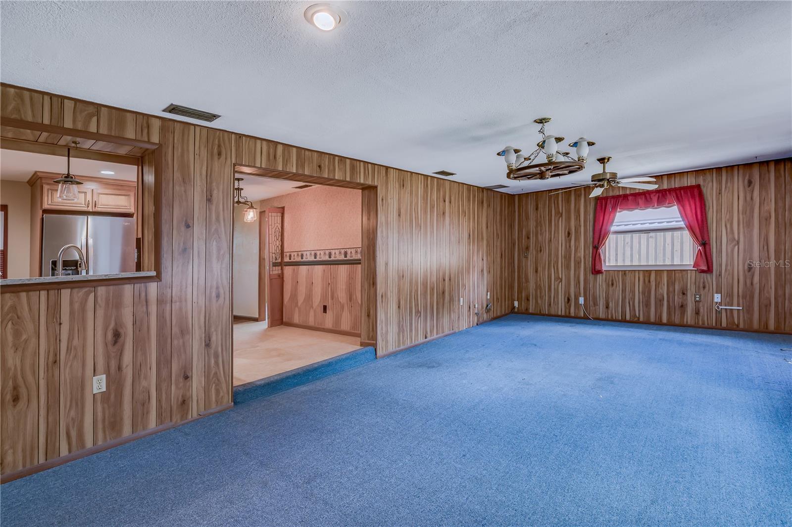 Image 15 of 51 For 8225 Lark Street
