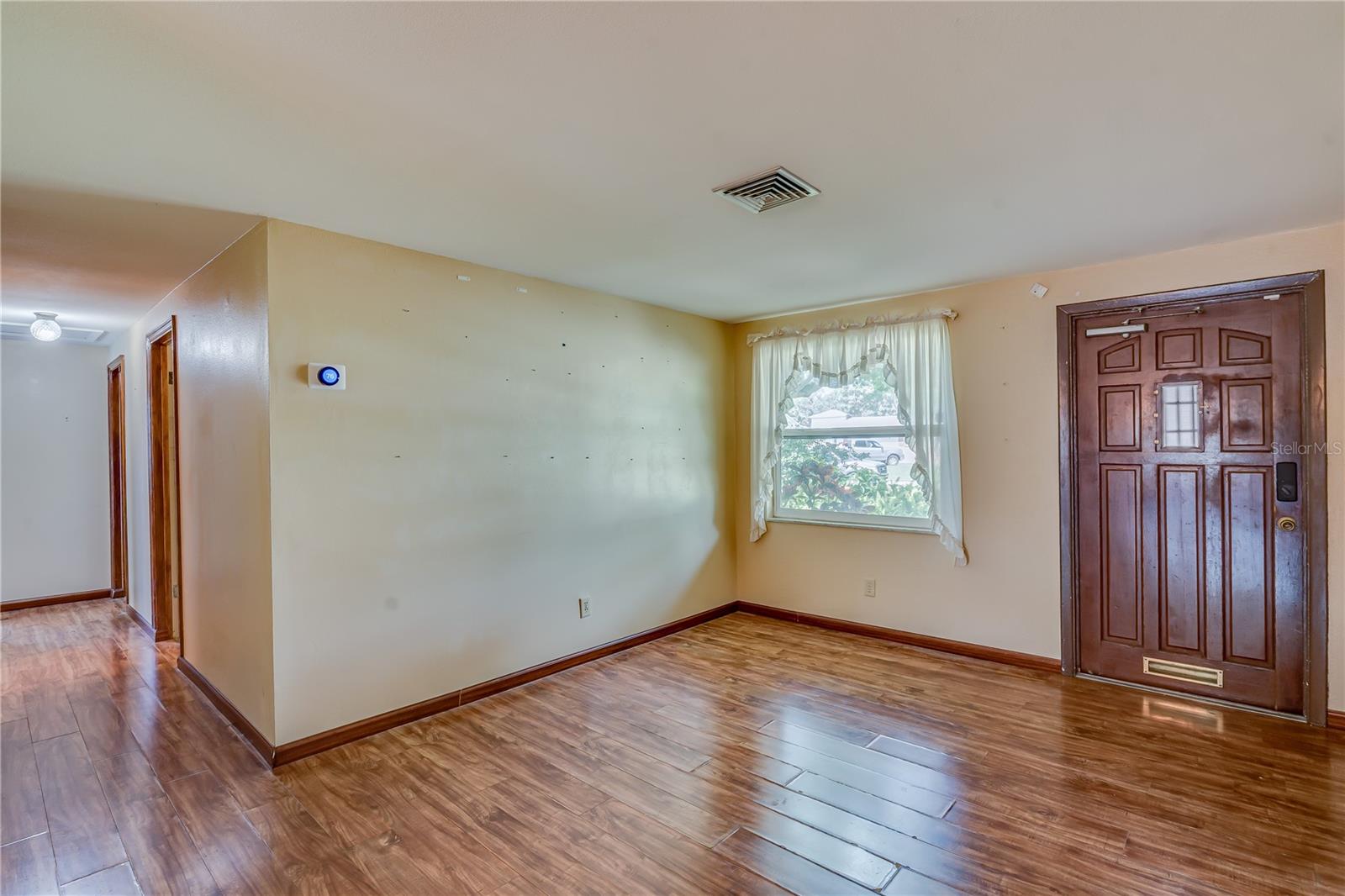 Image 4 of 51 For 8225 Lark Street