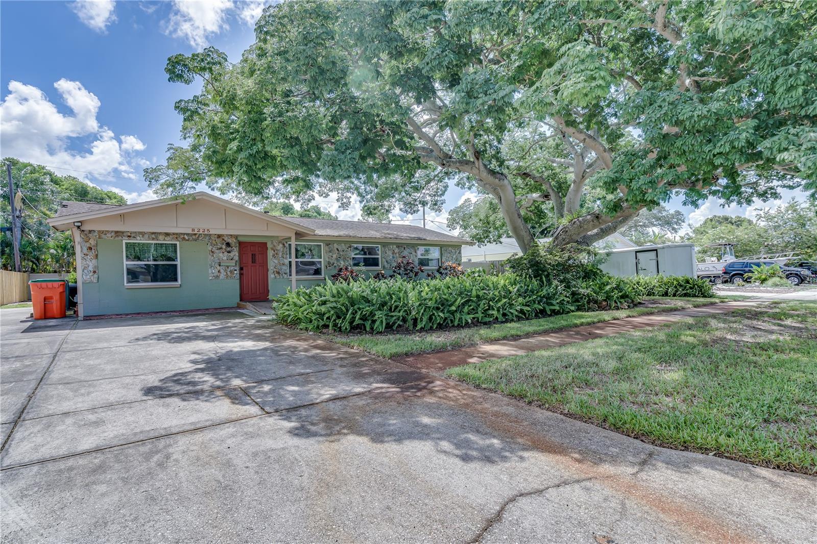 Image 45 of 51 For 8225 Lark Street