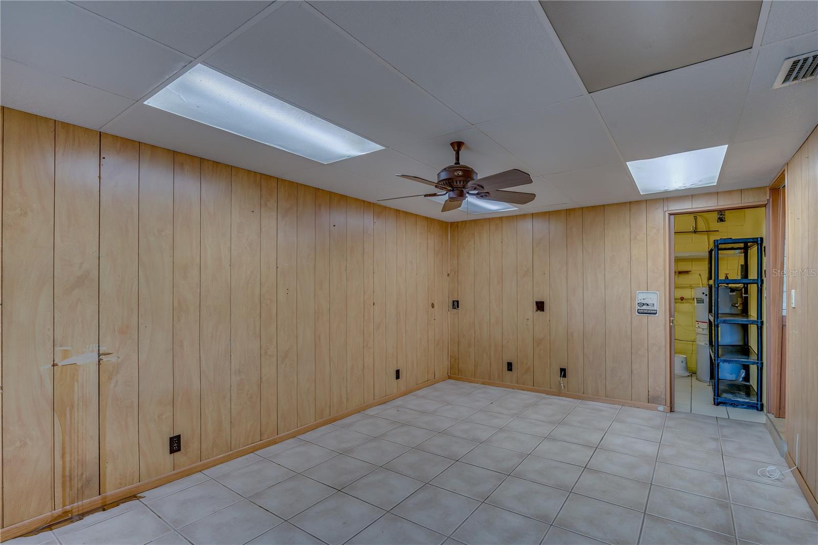 Image 49 of 51 For 8225 Lark Street