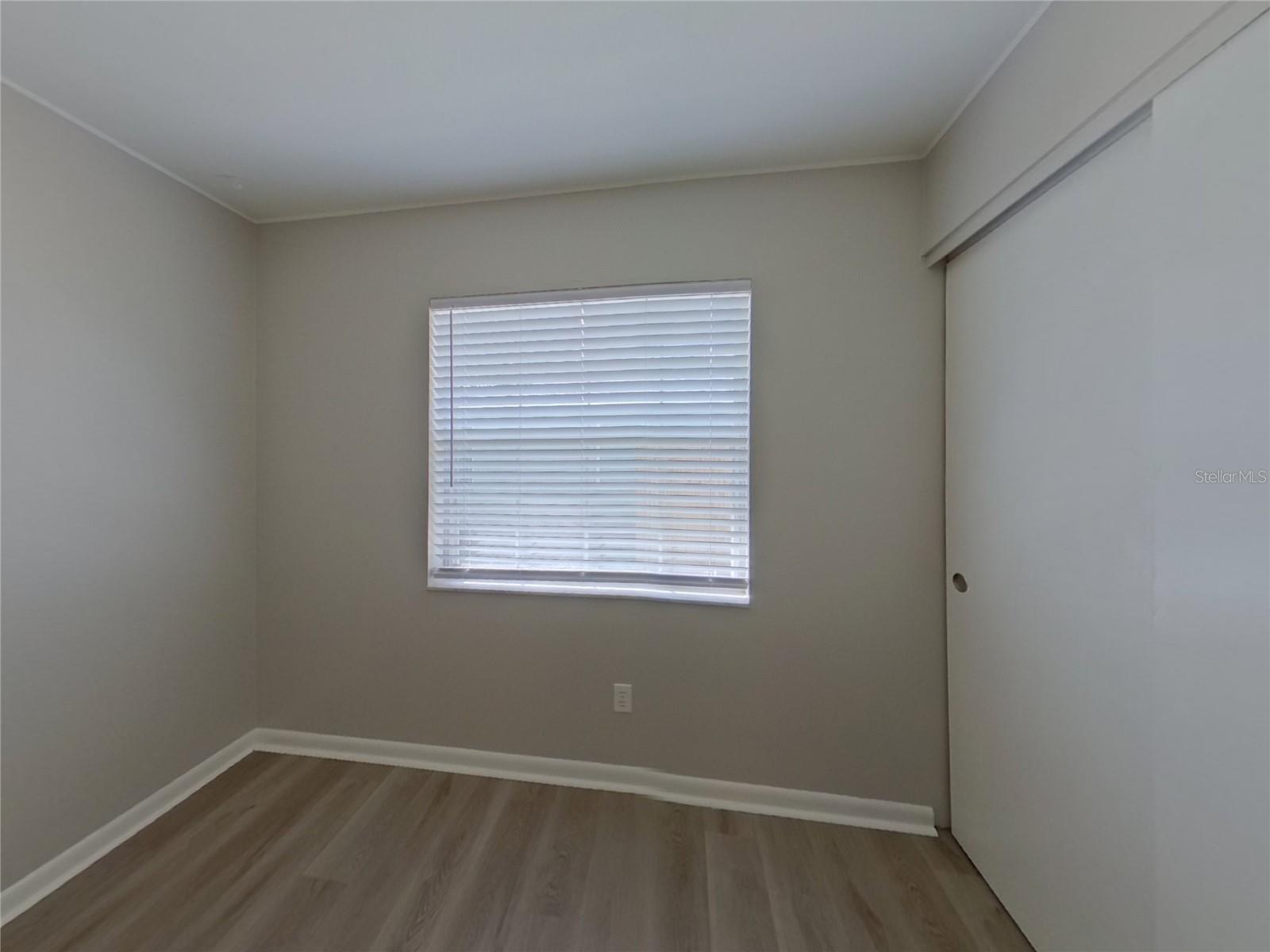 Image 10 of 20 For 6207 Interbay Avenue