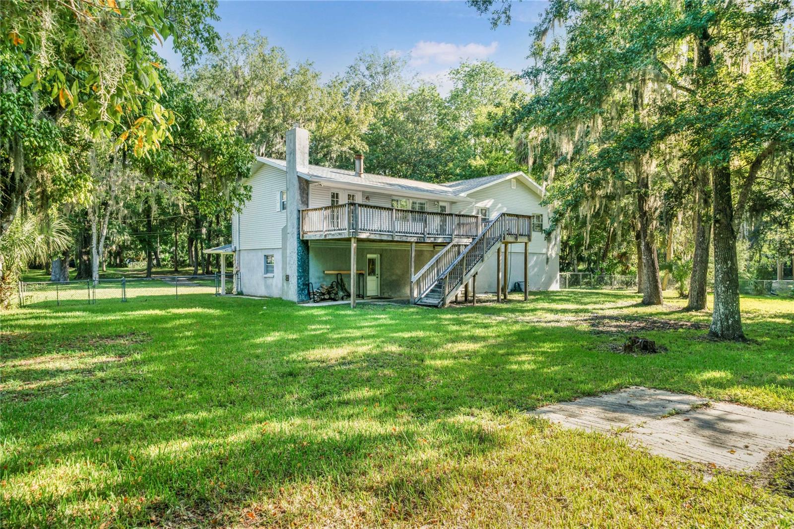 Image 16 of 61 For 6 Winding River Lane