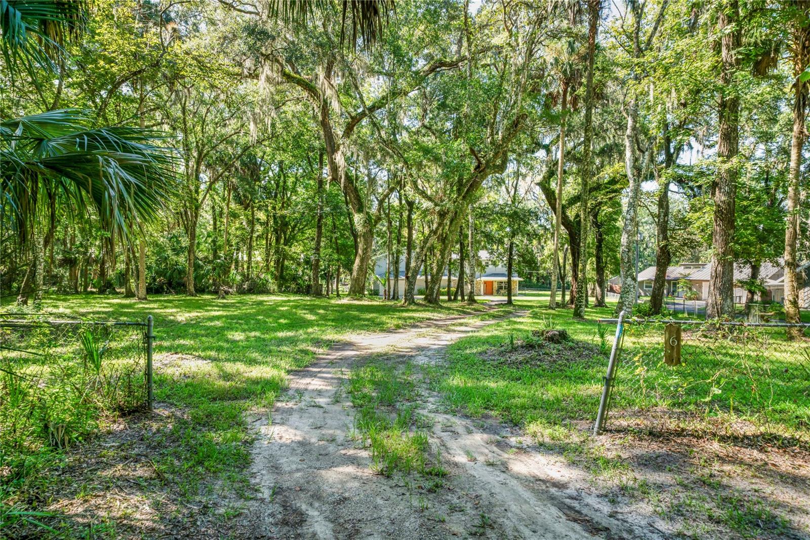Image 47 of 61 For 6 Winding River Lane