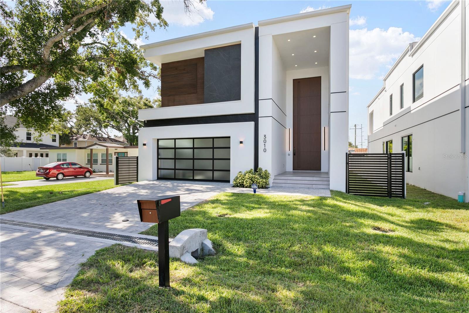 Listing photo id 64 for 3010 Trilby Avenue