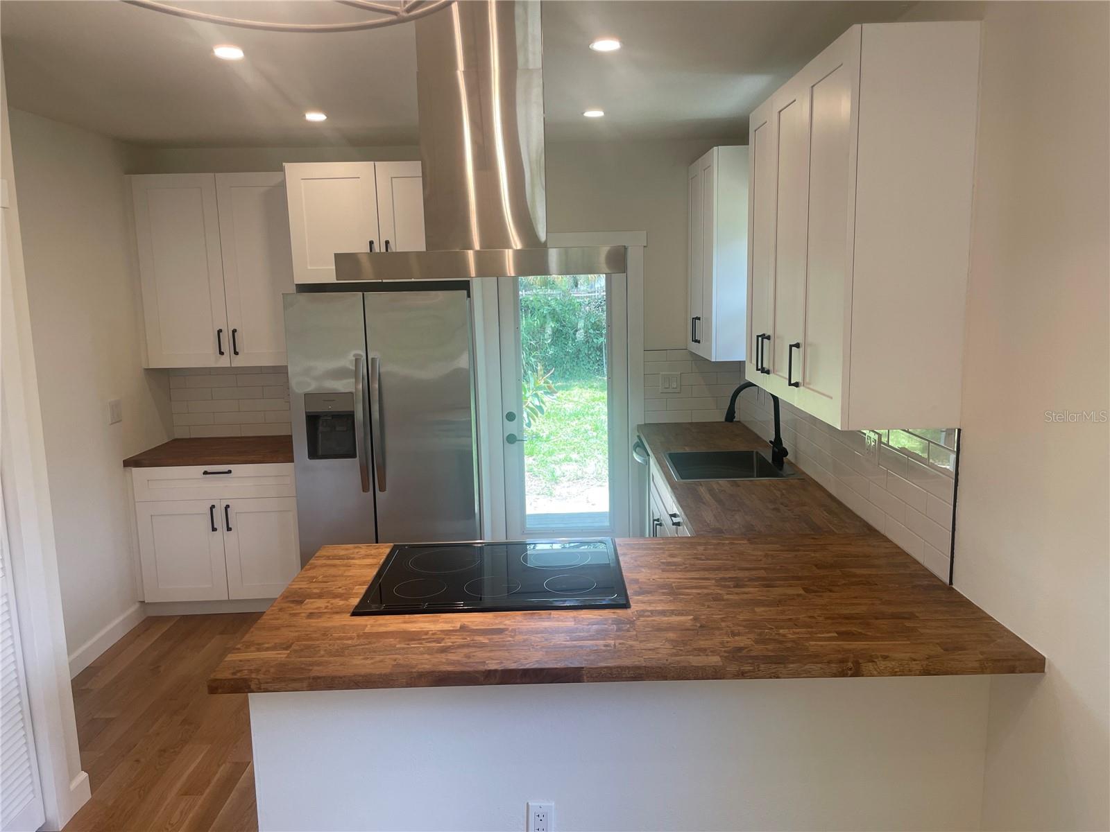 Image 4 of 12 For 3406 9th Avenue