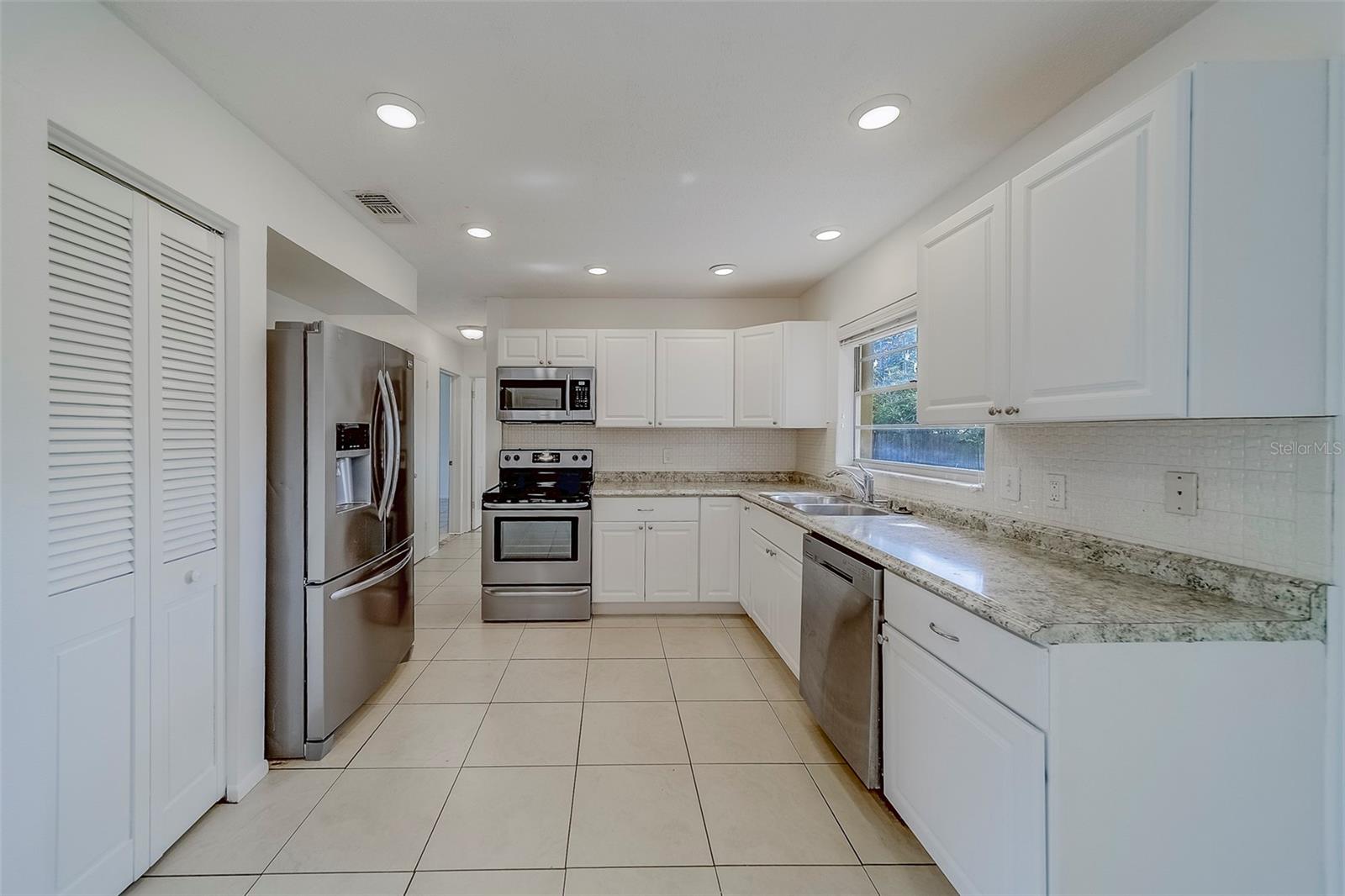 Image 13 of 56 For 649 Eastview Road