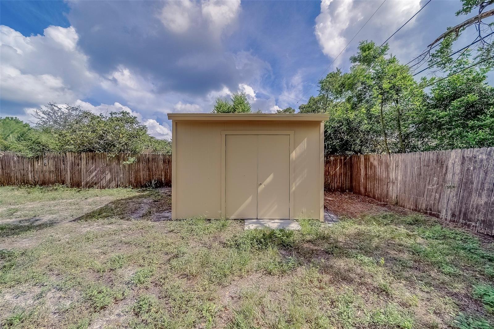 Image 42 of 56 For 649 Eastview Road