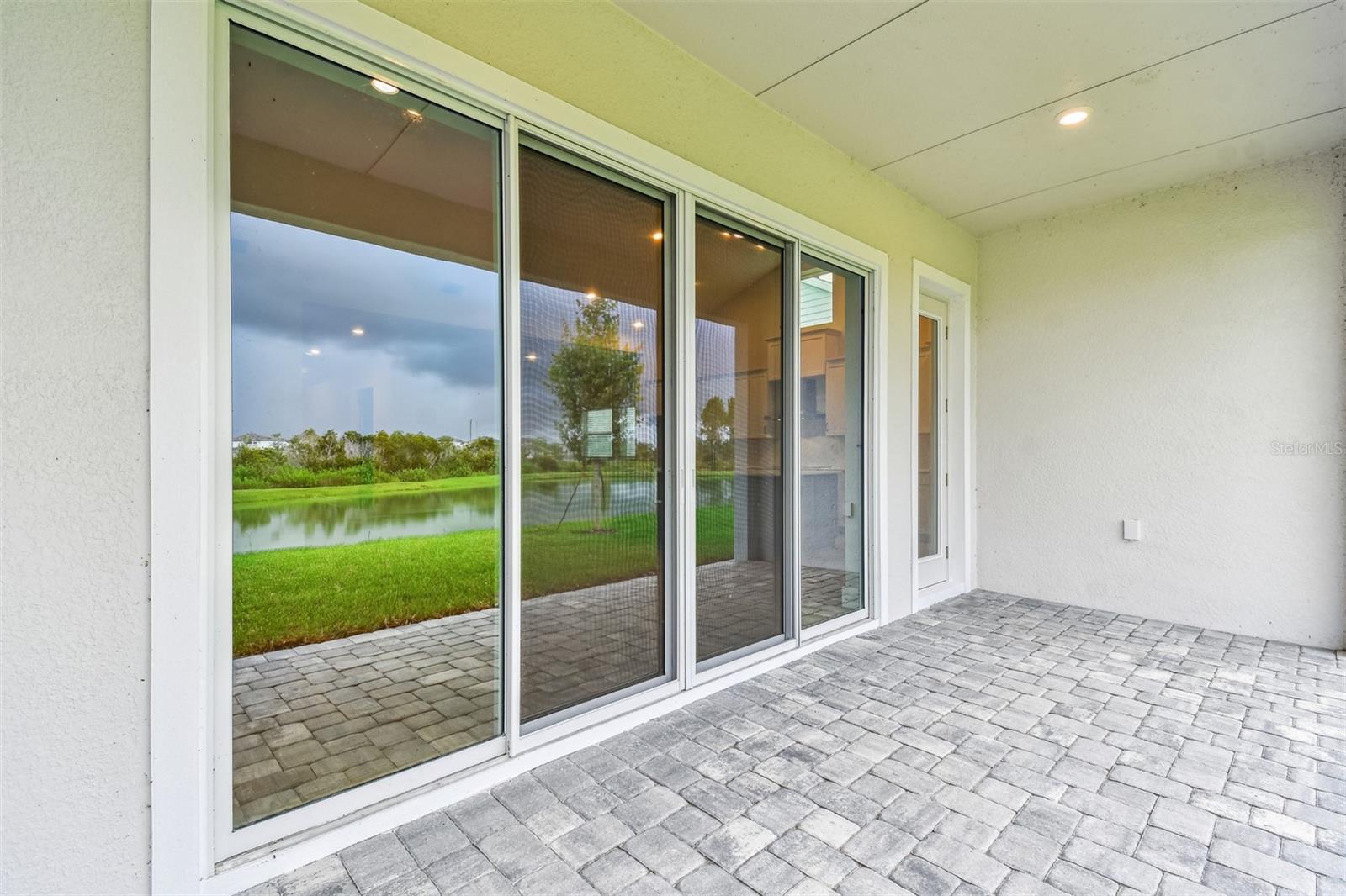 Listing photo id 36 for 31486 Hayman Loop