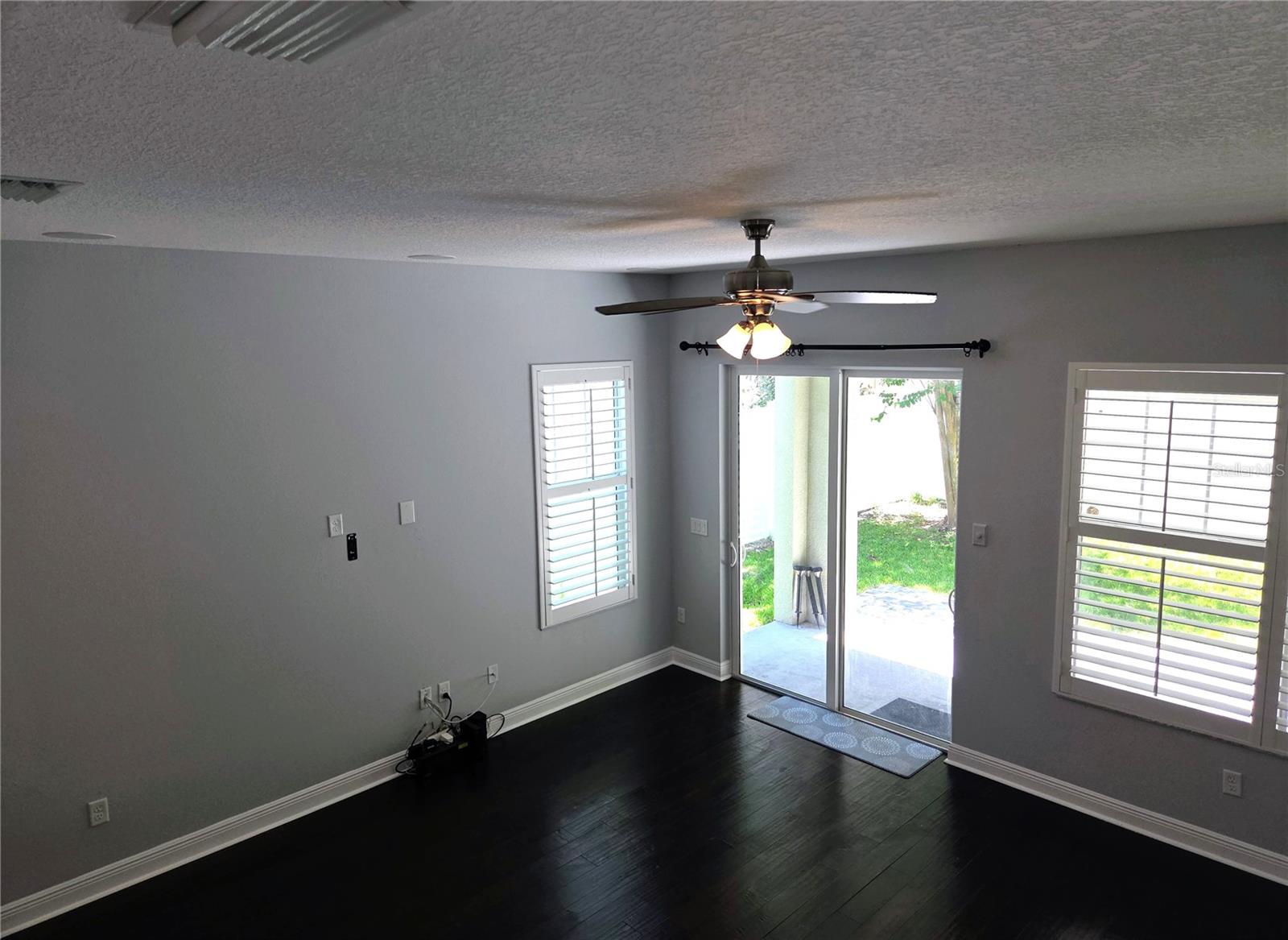Image 12 of 36 For 3206 Horatio Street 1