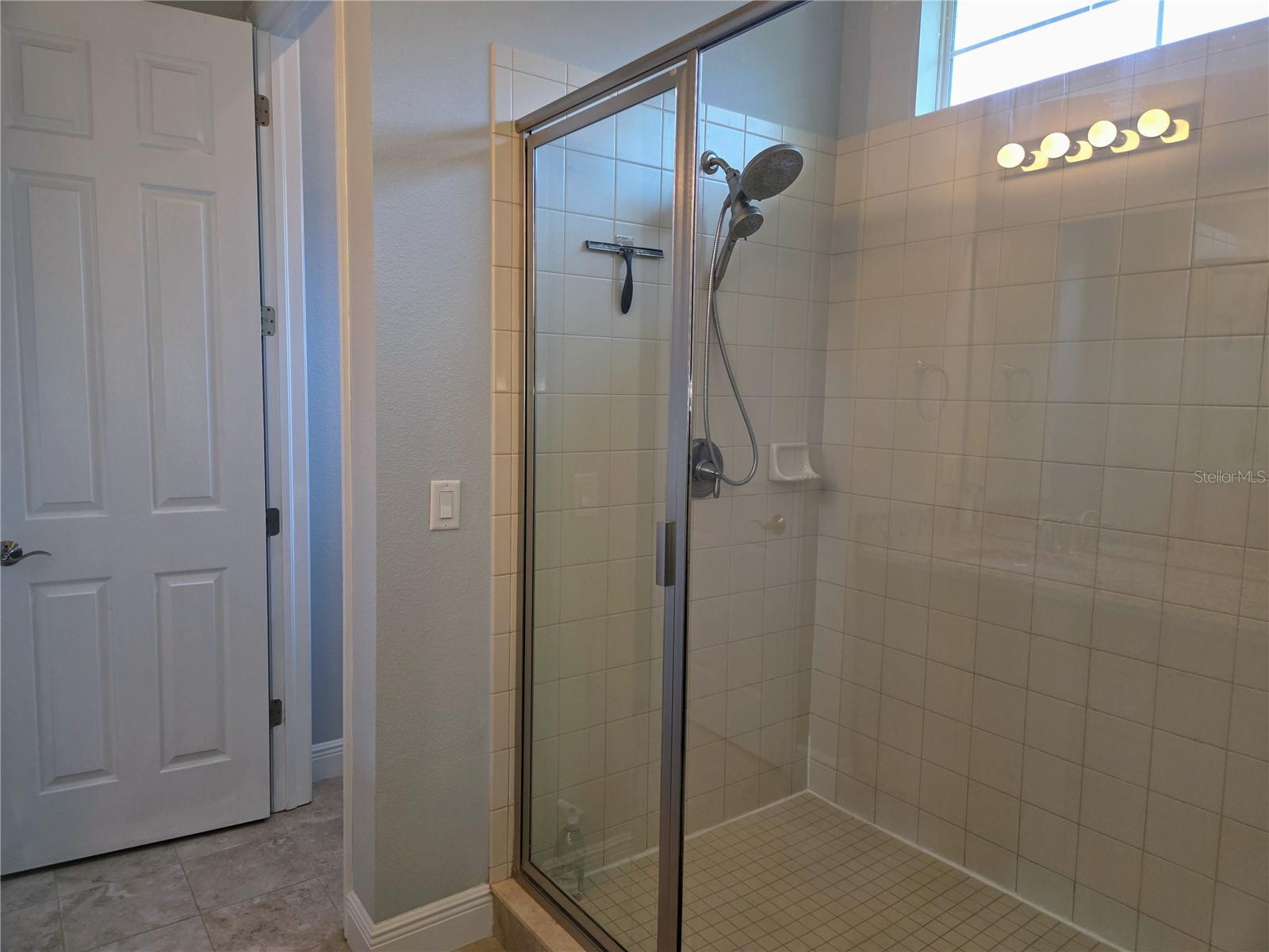 Image 21 of 36 For 3206 Horatio Street 1