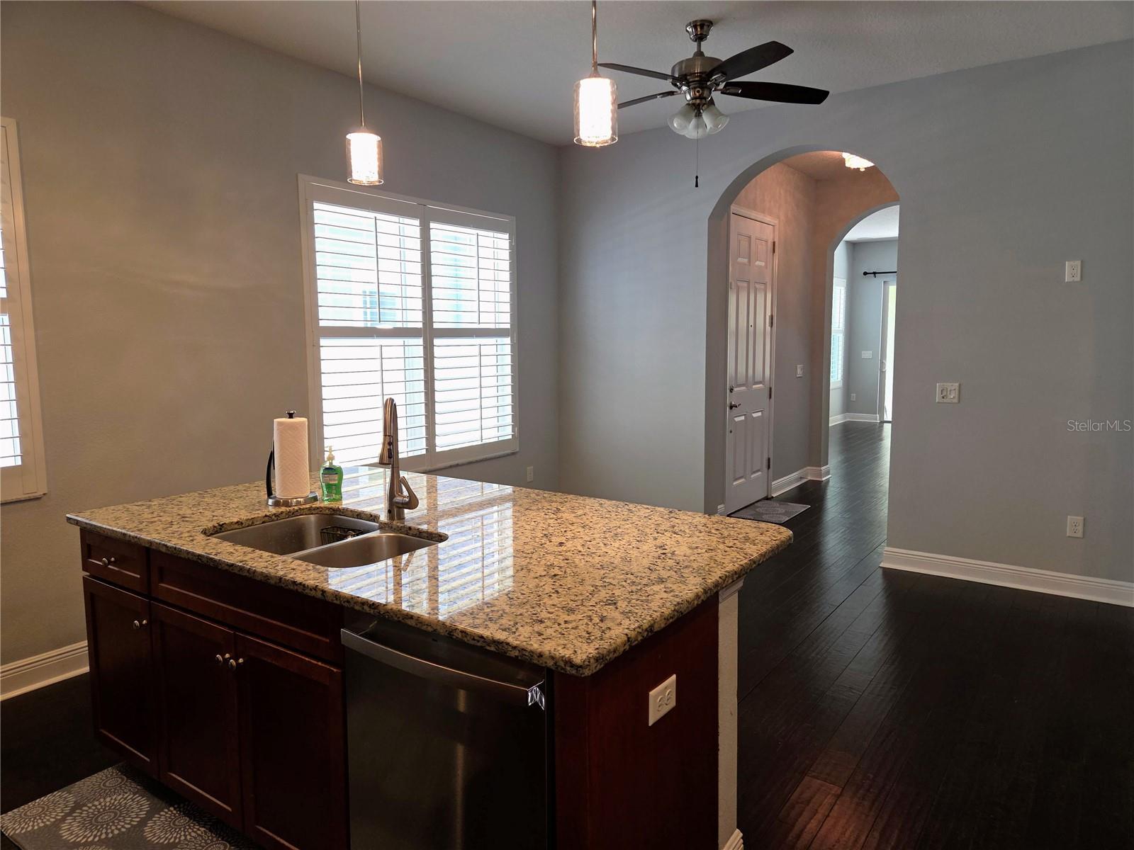 Image 6 of 36 For 3206 Horatio Street 1
