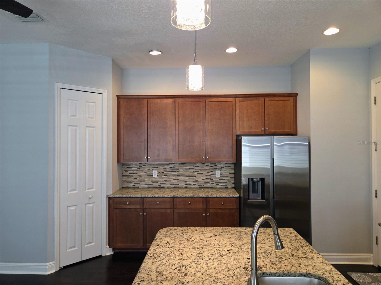 Image 8 of 36 For 3206 Horatio Street 1