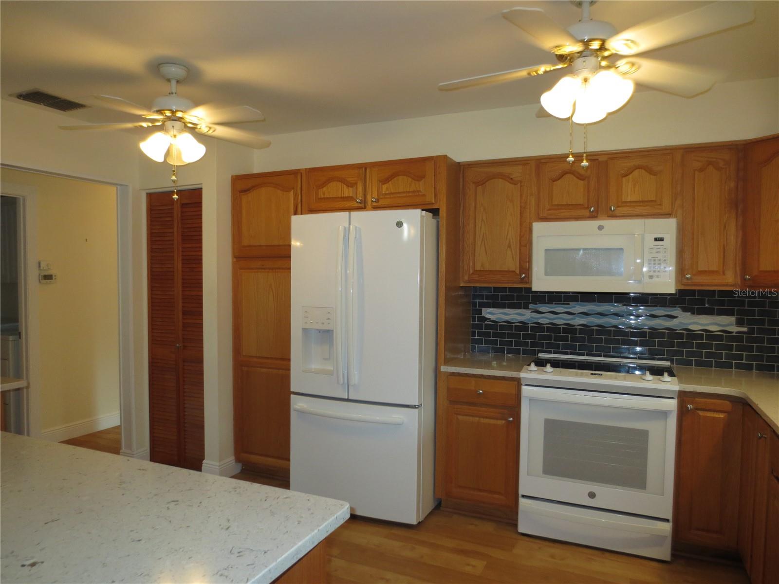 Image 9 of 19 For 2814 Lomond Drive