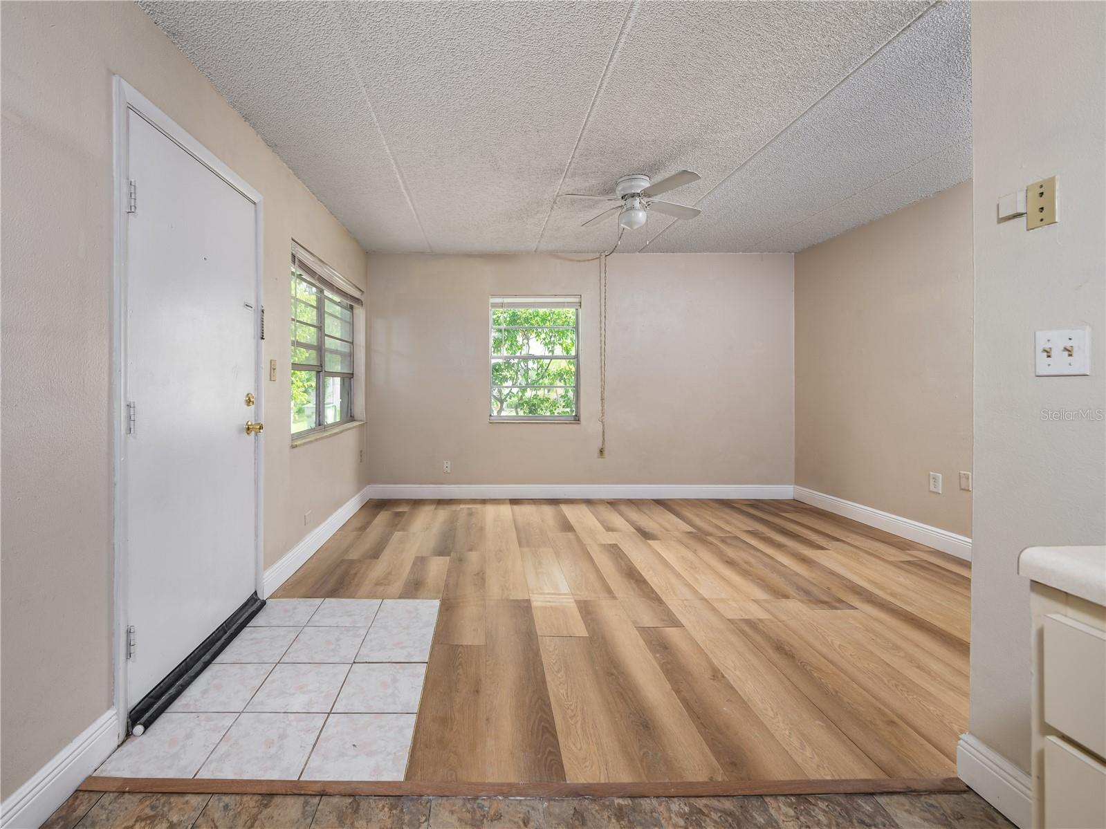 Image 10 of 15 For 5221 Bayshore Boulevard 30