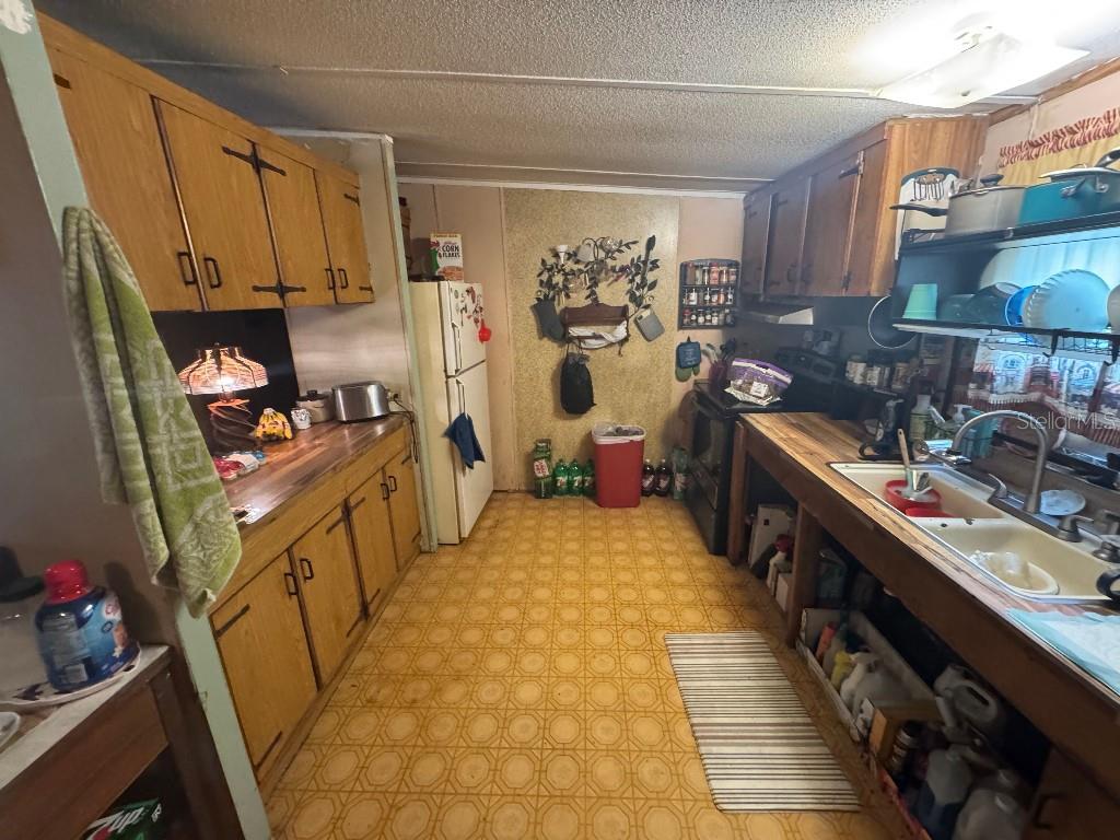 Image 3 of 12 For 12103 Glenshire Drive