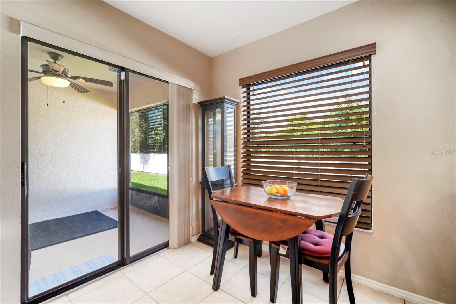 Image 16 of 21 For 2651 Oleander Lakes Drive