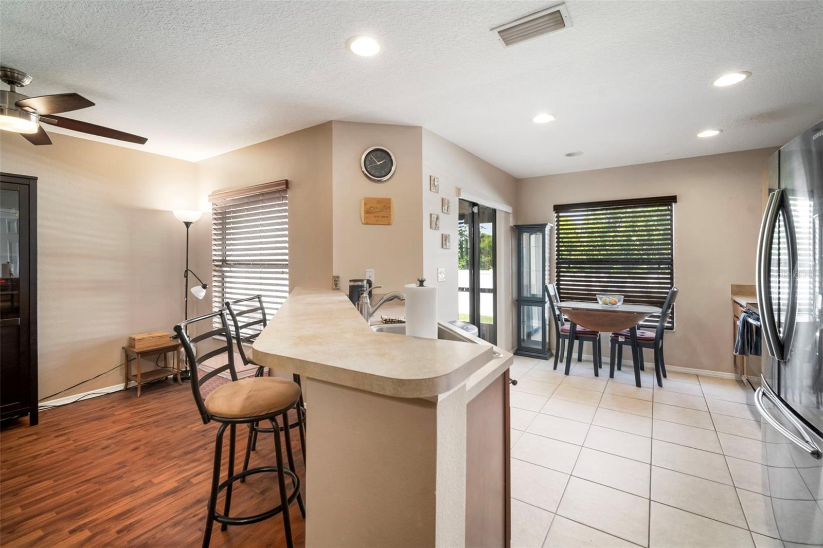 Image 5 of 21 For 2651 Oleander Lakes Drive