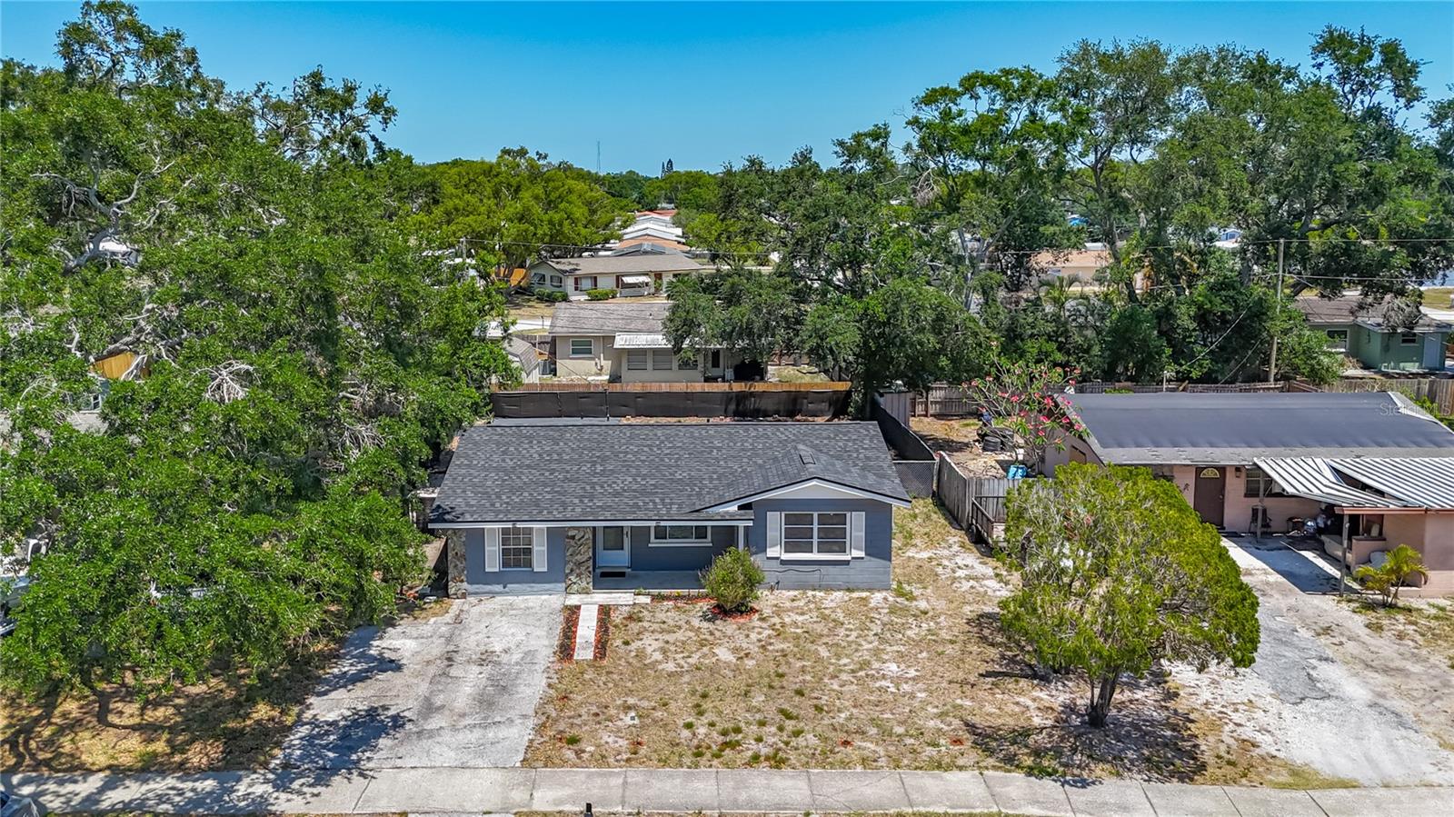 Image 3 of 35 For 10931 110th Avenue