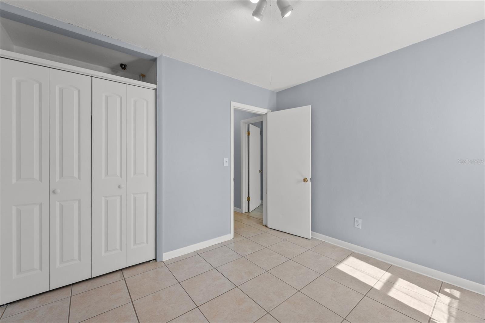 Image 13 of 34 For 1361 Springdale Street