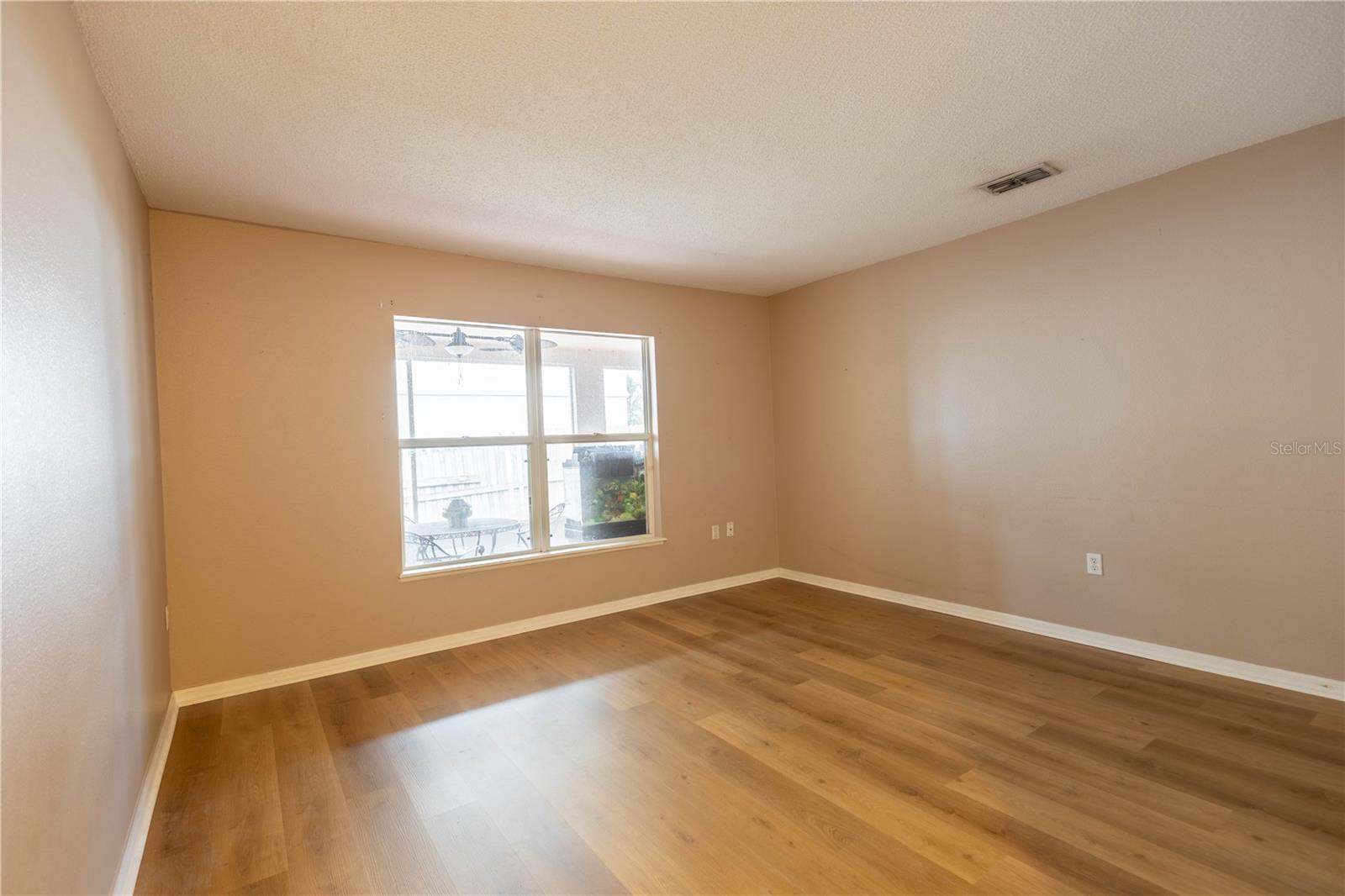 Image 6 of 20 For 600 Sunway Lane