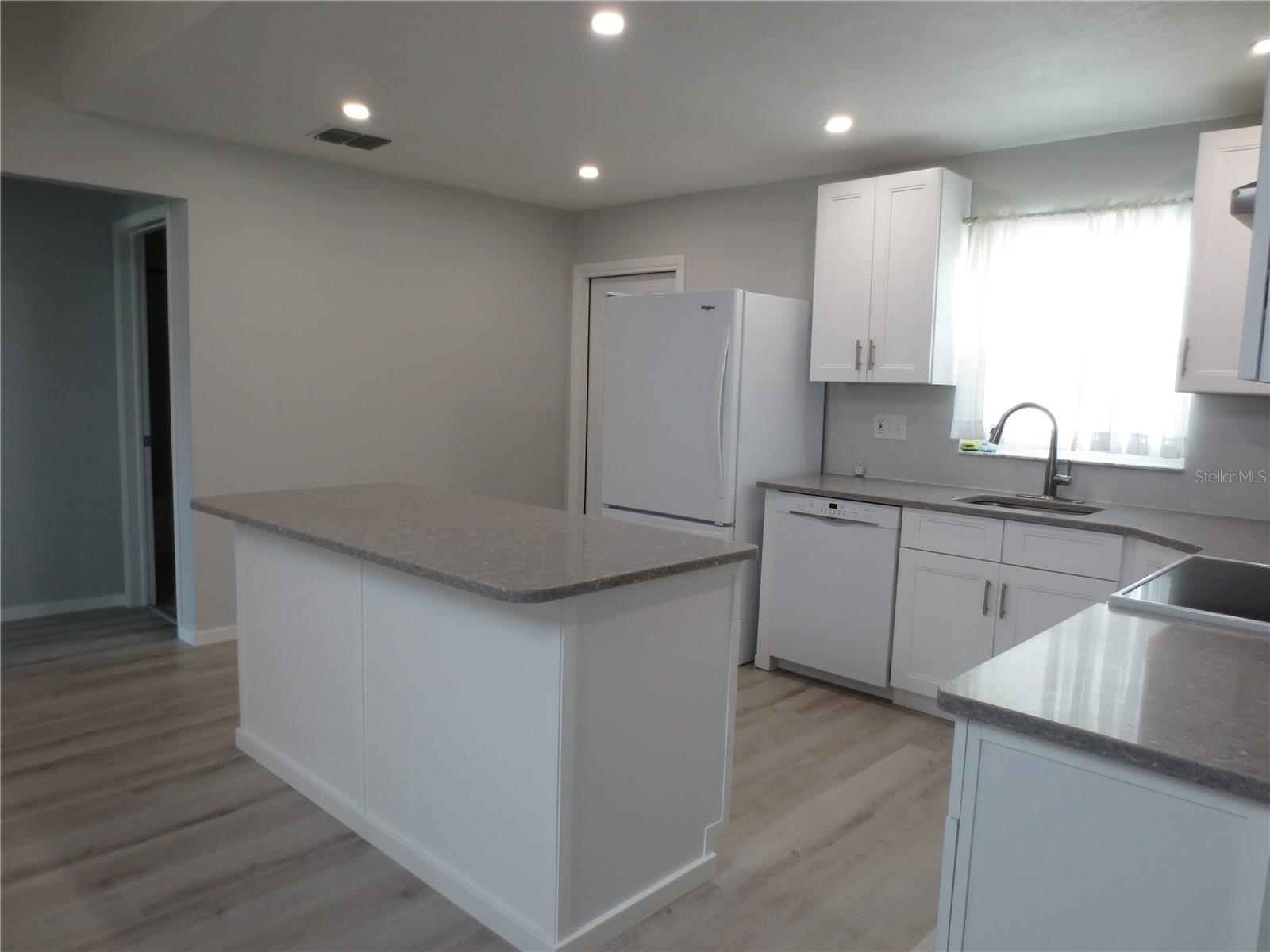 Image 11 of 26 For 1676 Caledonia Drive