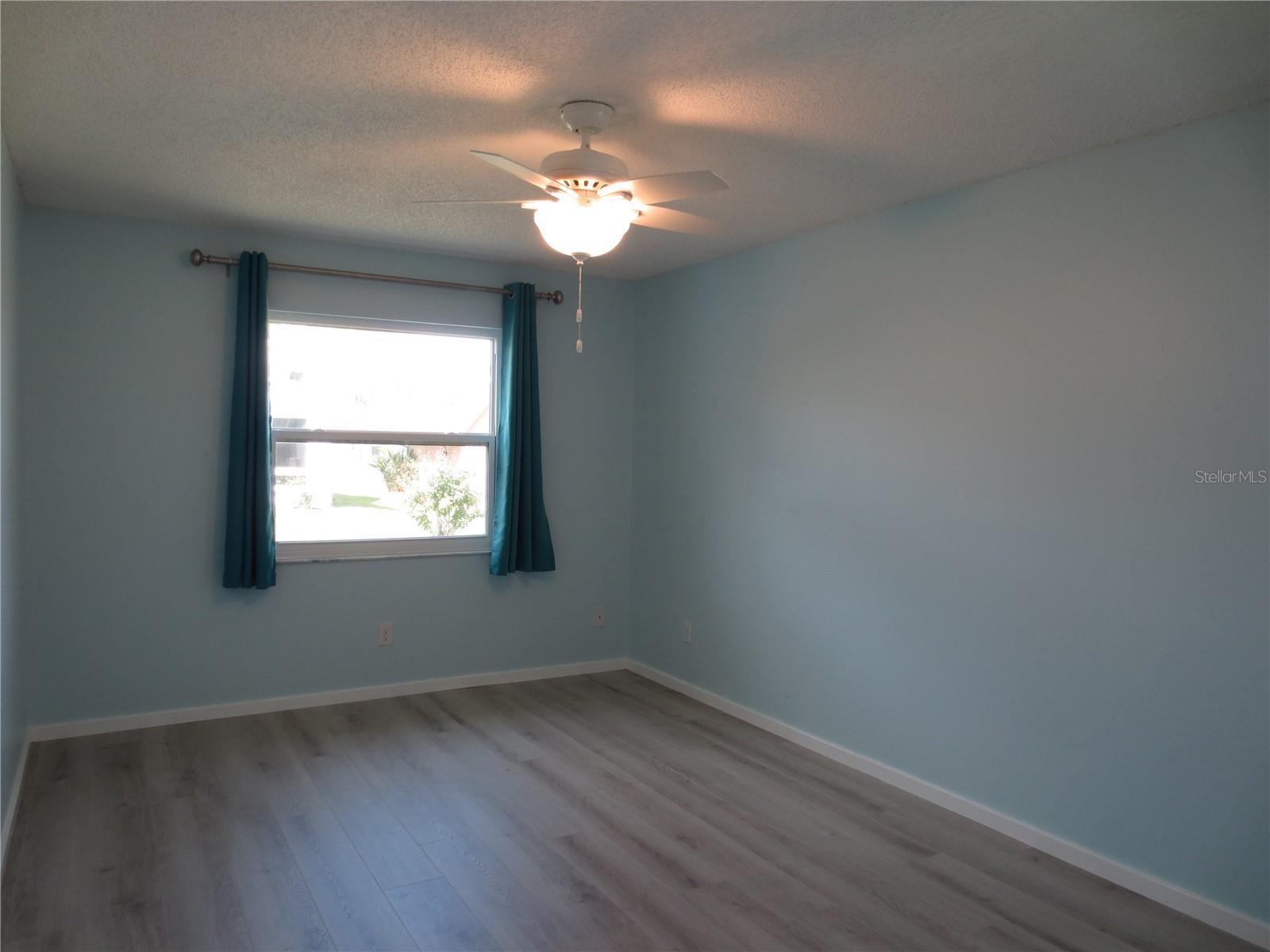 Image 4 of 26 For 1676 Caledonia Drive