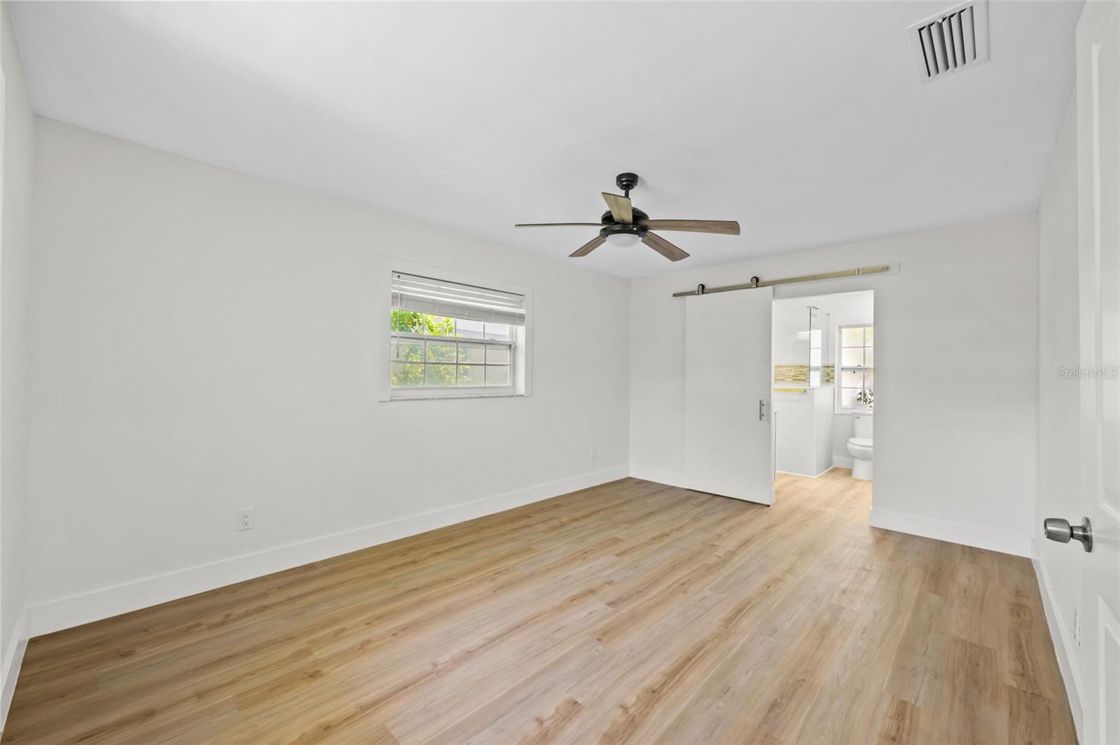 Image 10 of 43 For 5700 Bayou Grande Boulevard Ne
