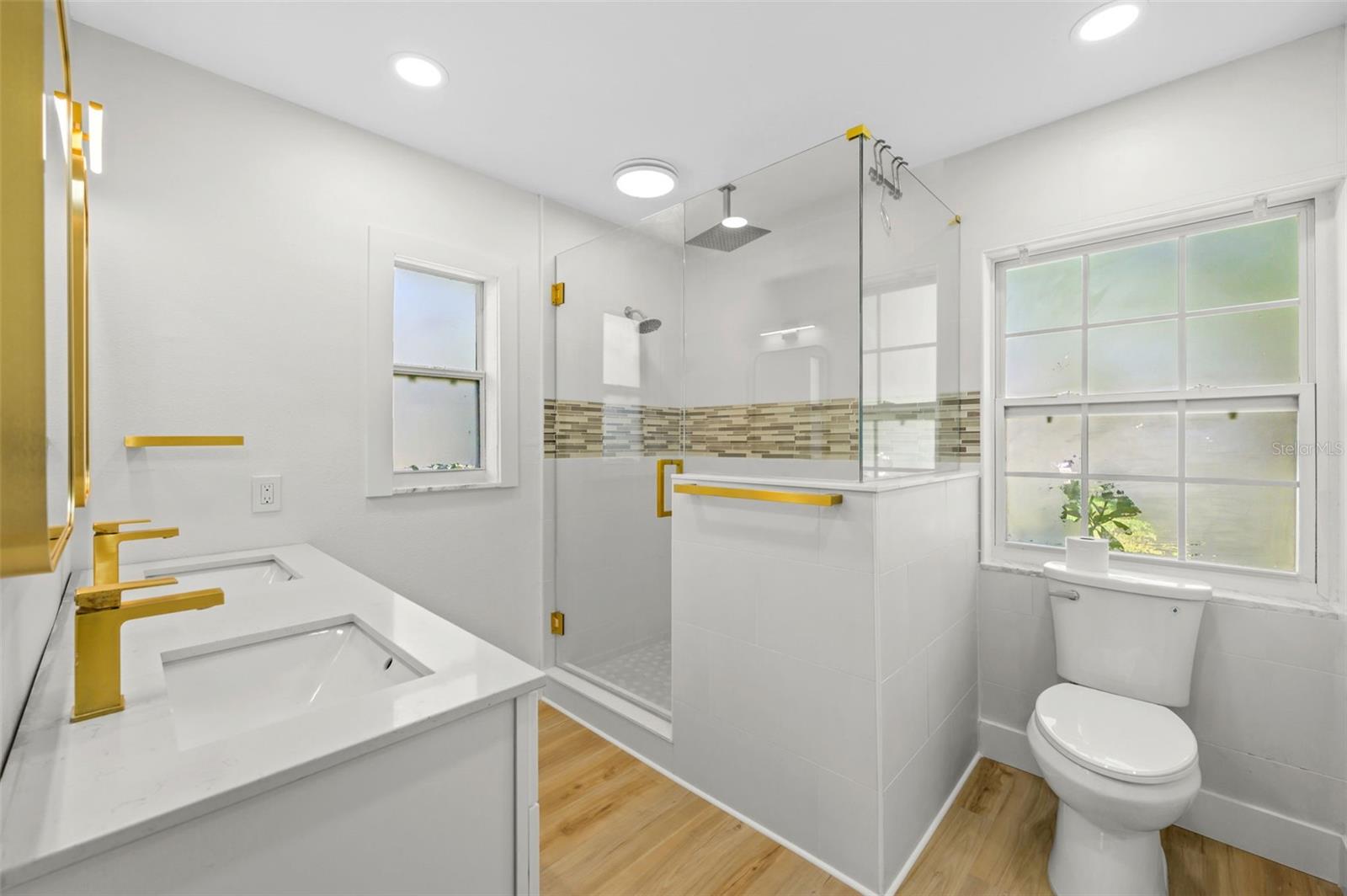 Image 11 of 43 For 5700 Bayou Grande Boulevard Ne
