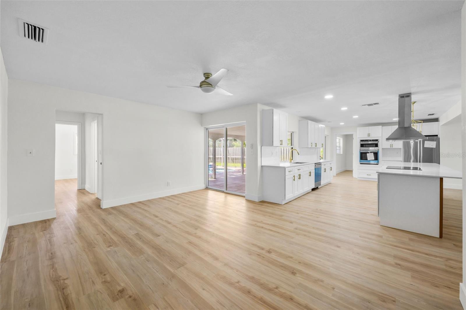 Image 15 of 43 For 5700 Bayou Grande Boulevard Ne