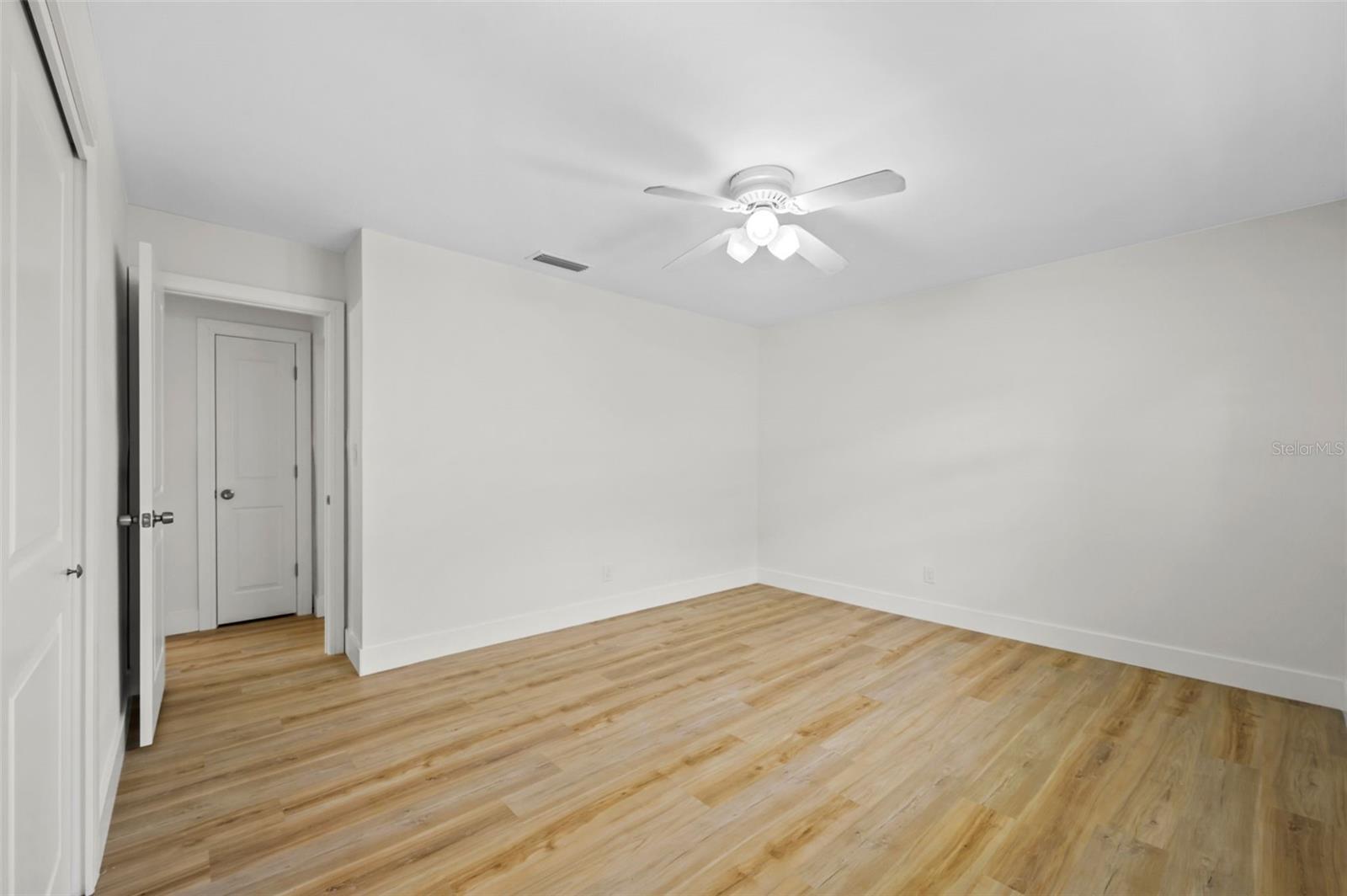 Image 18 of 43 For 5700 Bayou Grande Boulevard Ne