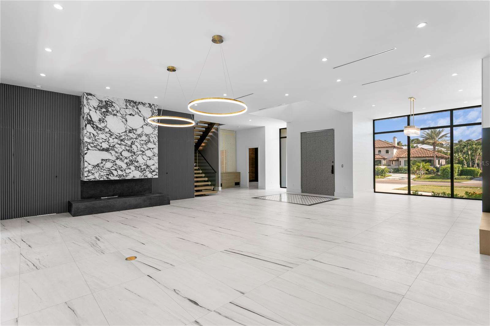 Image 33 of 70 For 1076 Snell Isle Boulevard Ne