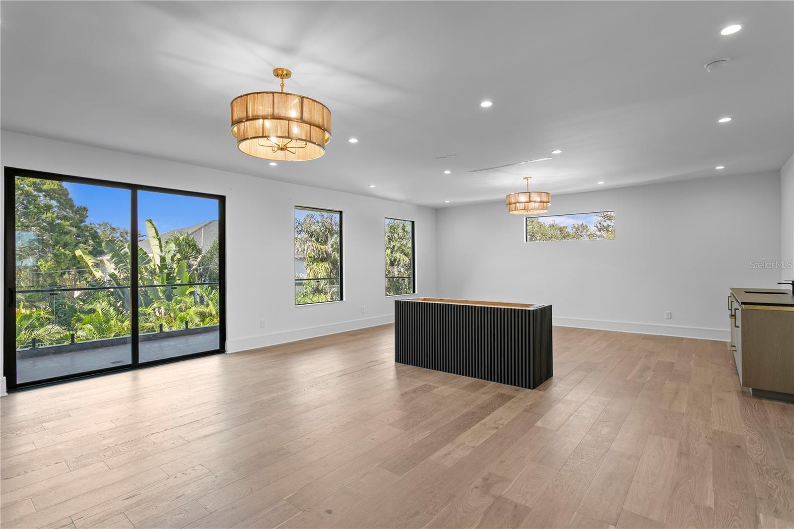 Image 40 of 70 For 1076 Snell Isle Boulevard Ne