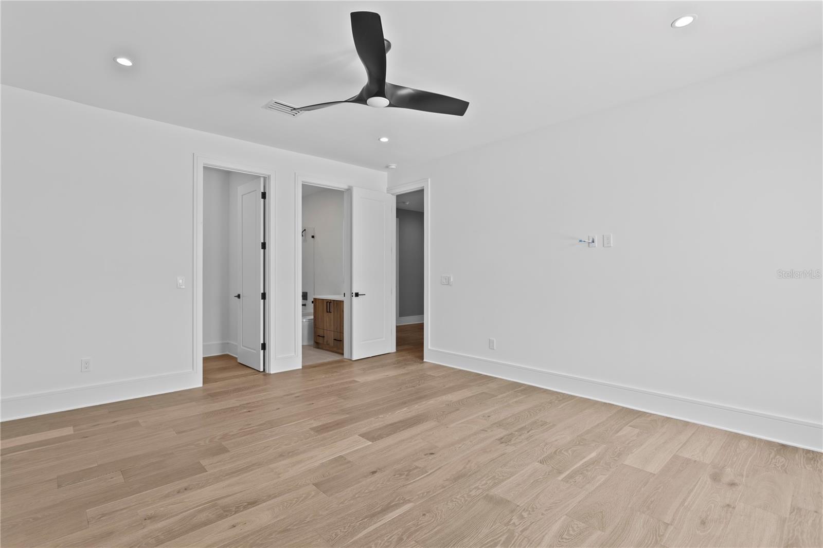 Image 61 of 70 For 1076 Snell Isle Boulevard Ne
