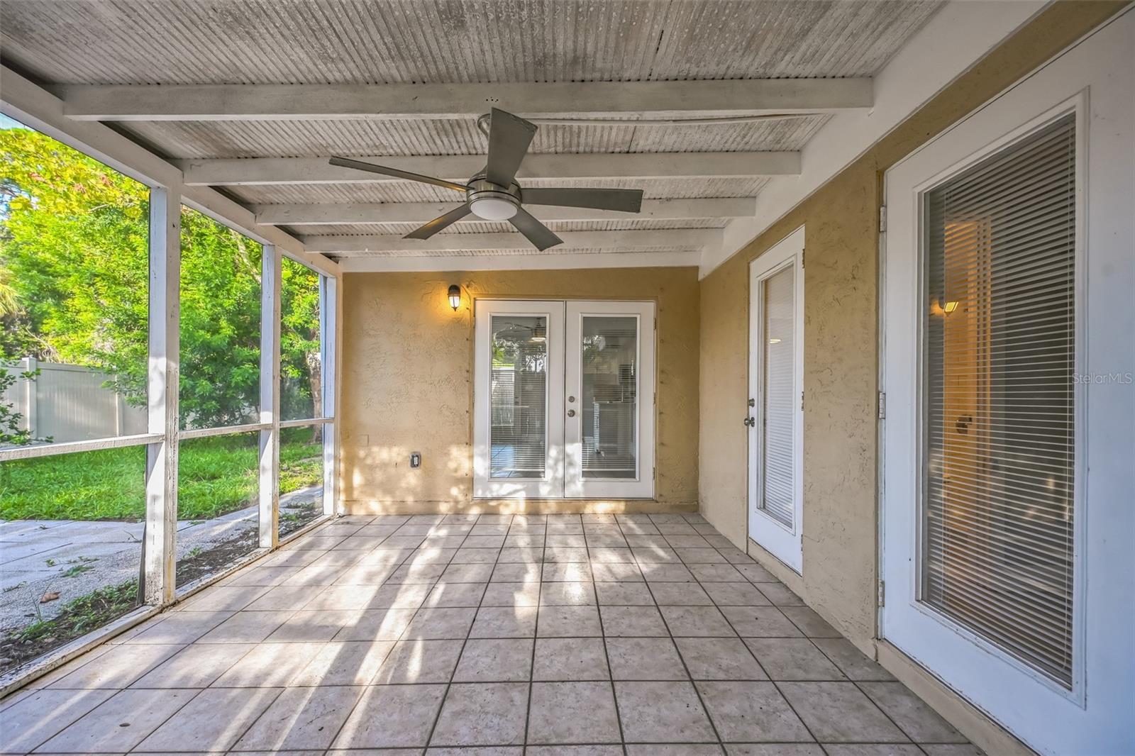 Image 31 of 33 For 3032 Lloyd Drive