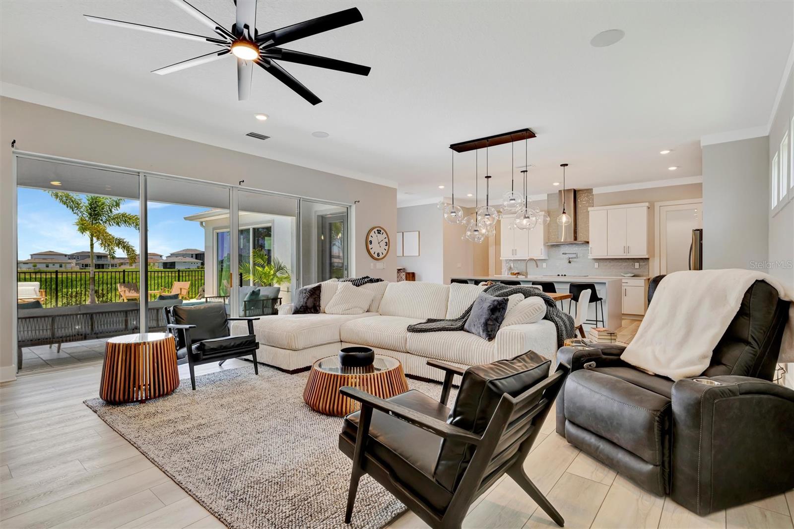 Listing photo id 9 for 10391 Torchwood Sea Way